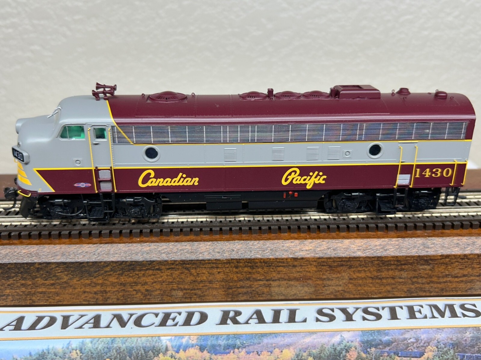 CANADIAN PACIFIC SCRIPT PASSENGER FP7 – A unit DCC / QUANTUM SOUND HO Scale NEW