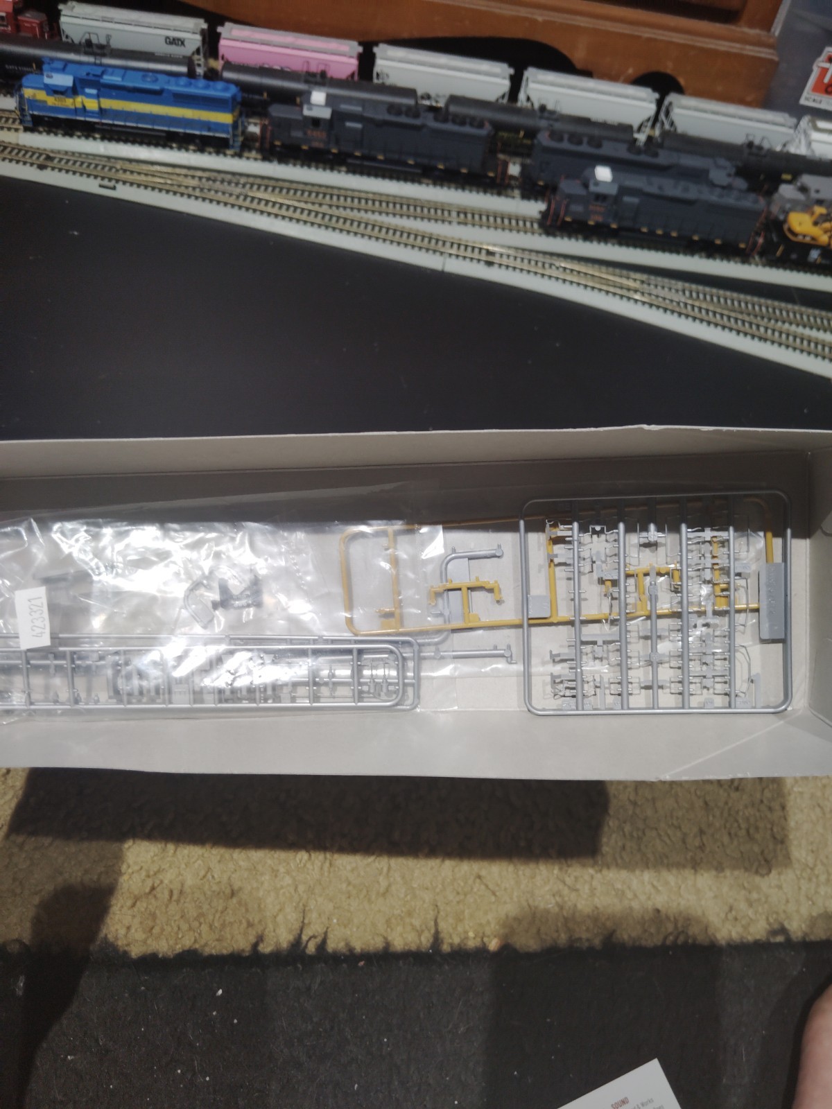 HO Kato BNSF 669 C44-9W Dash 9 Weathered DCC No Sound