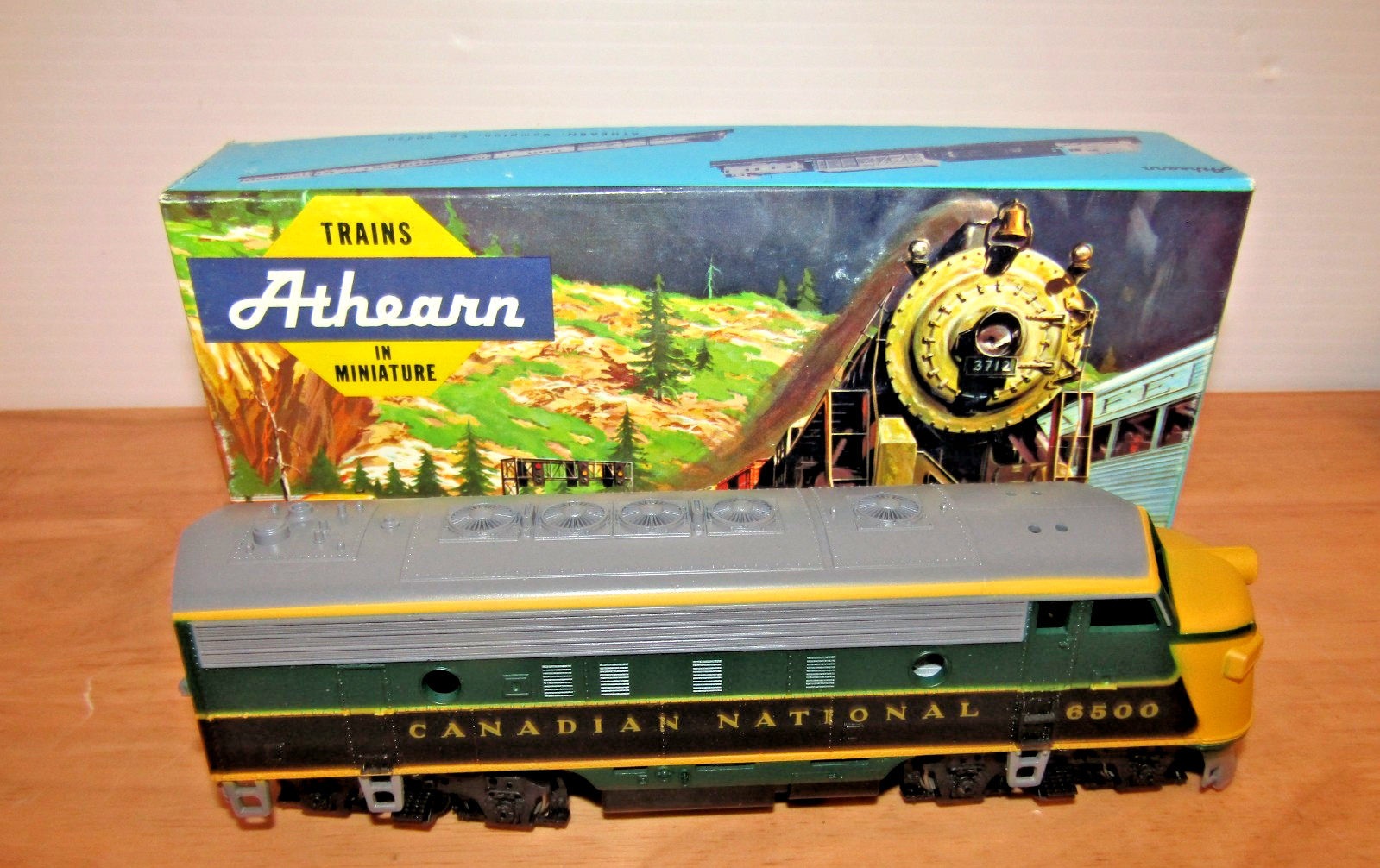 Athearn 3225 HO Scale Canadian National F7A Super Powered Locomotive #6500 New