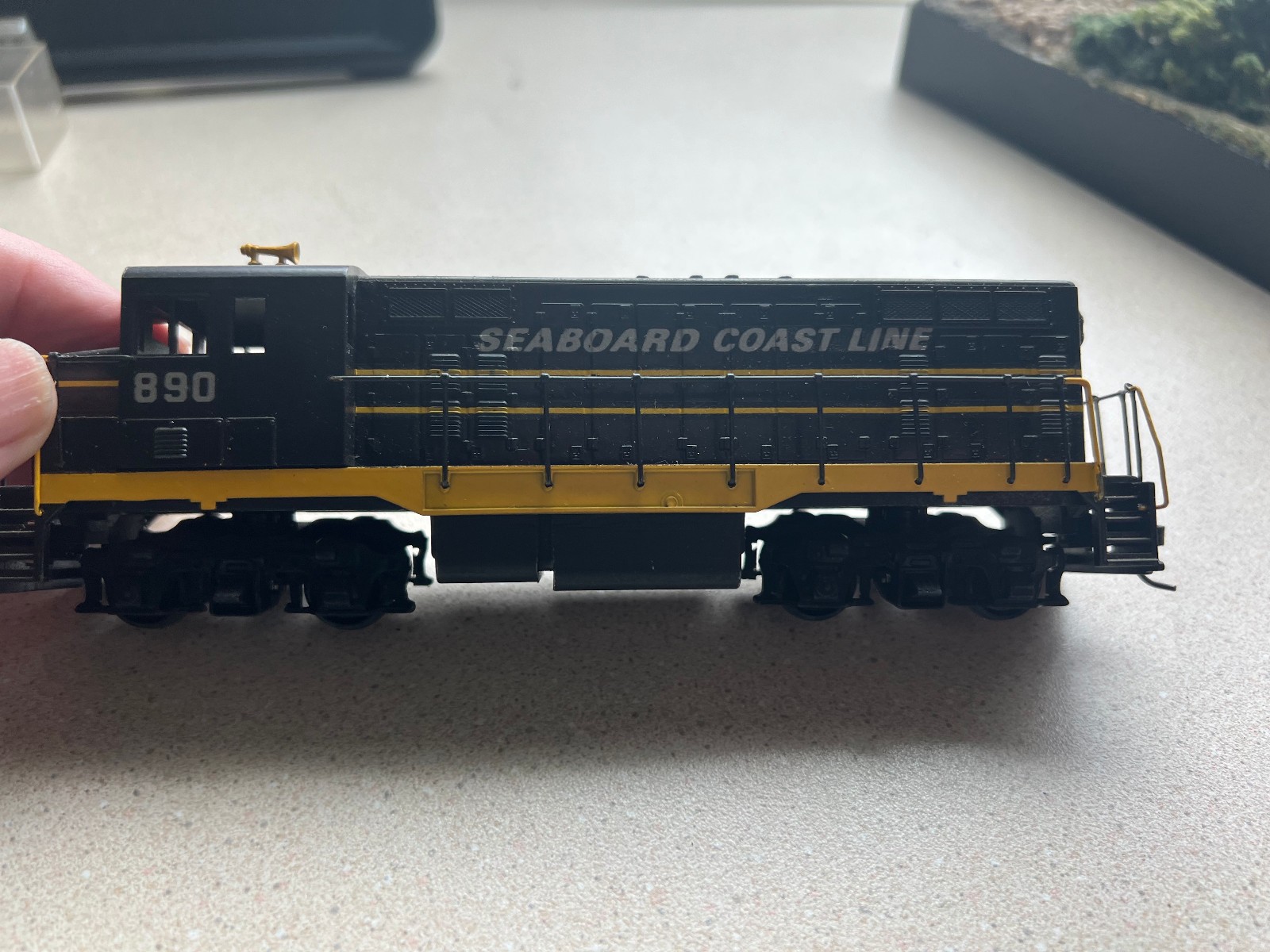 One of a kind Custom HO ATHEARN Fantasy CF-7 SEABOARD COAST LINE SCL #890 DUMMY