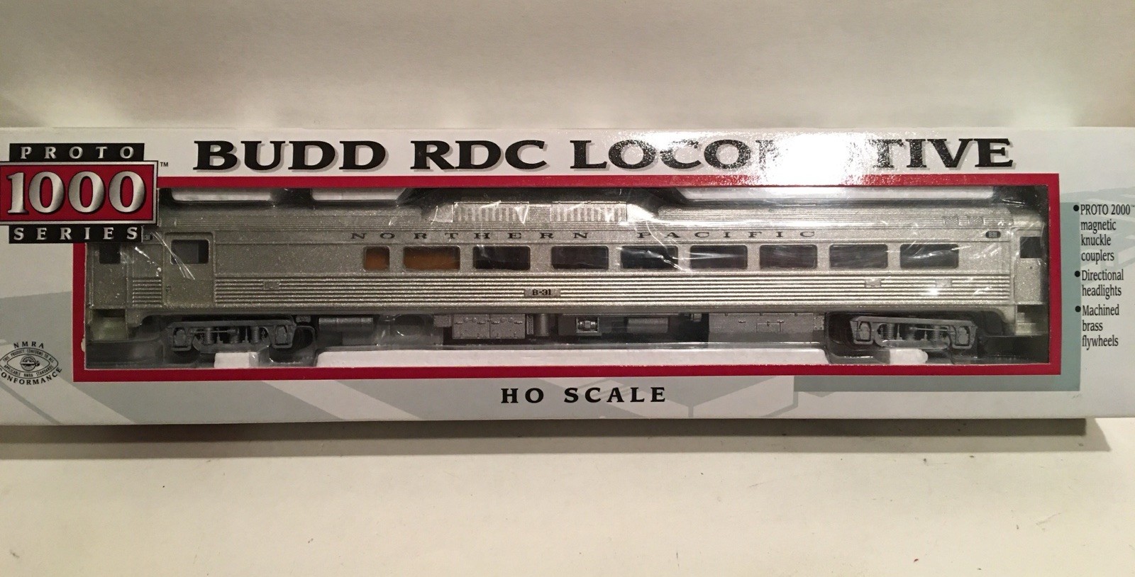 HO Proto 1000 Northern Pacific Powered Budd RDC Locomotive NP #B31