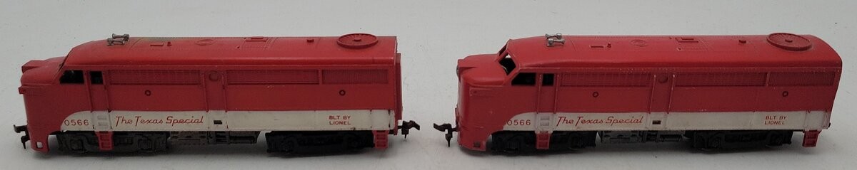 Lionel HO Texas Special Powered A-Unit Diesel Loco & Dummy #0566