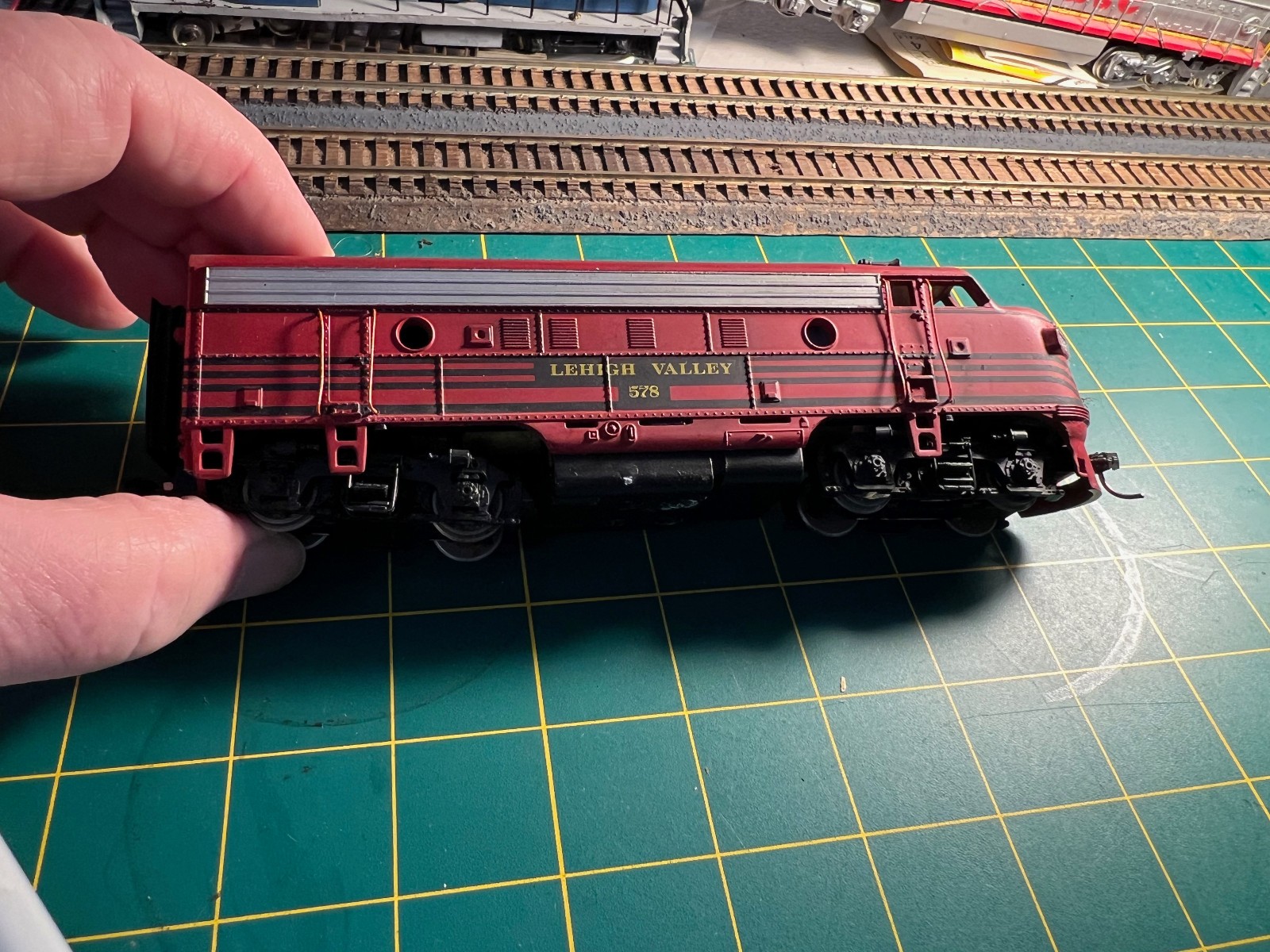 ATHEARN Blue Box HO Gauge Lehigh Valley F7A #578 DC Powered Locomotive