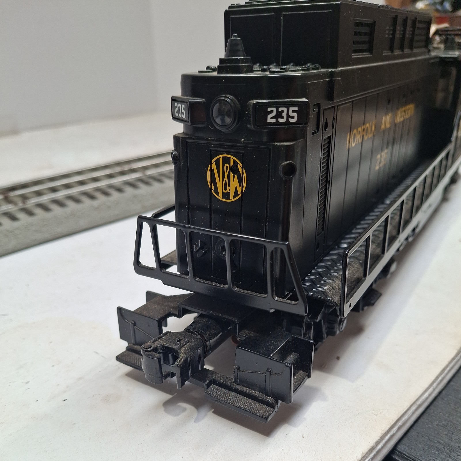 LIONEL LIONCHIEF 6-82176 E3 Rectifier Norfolk and Western #235 w remote