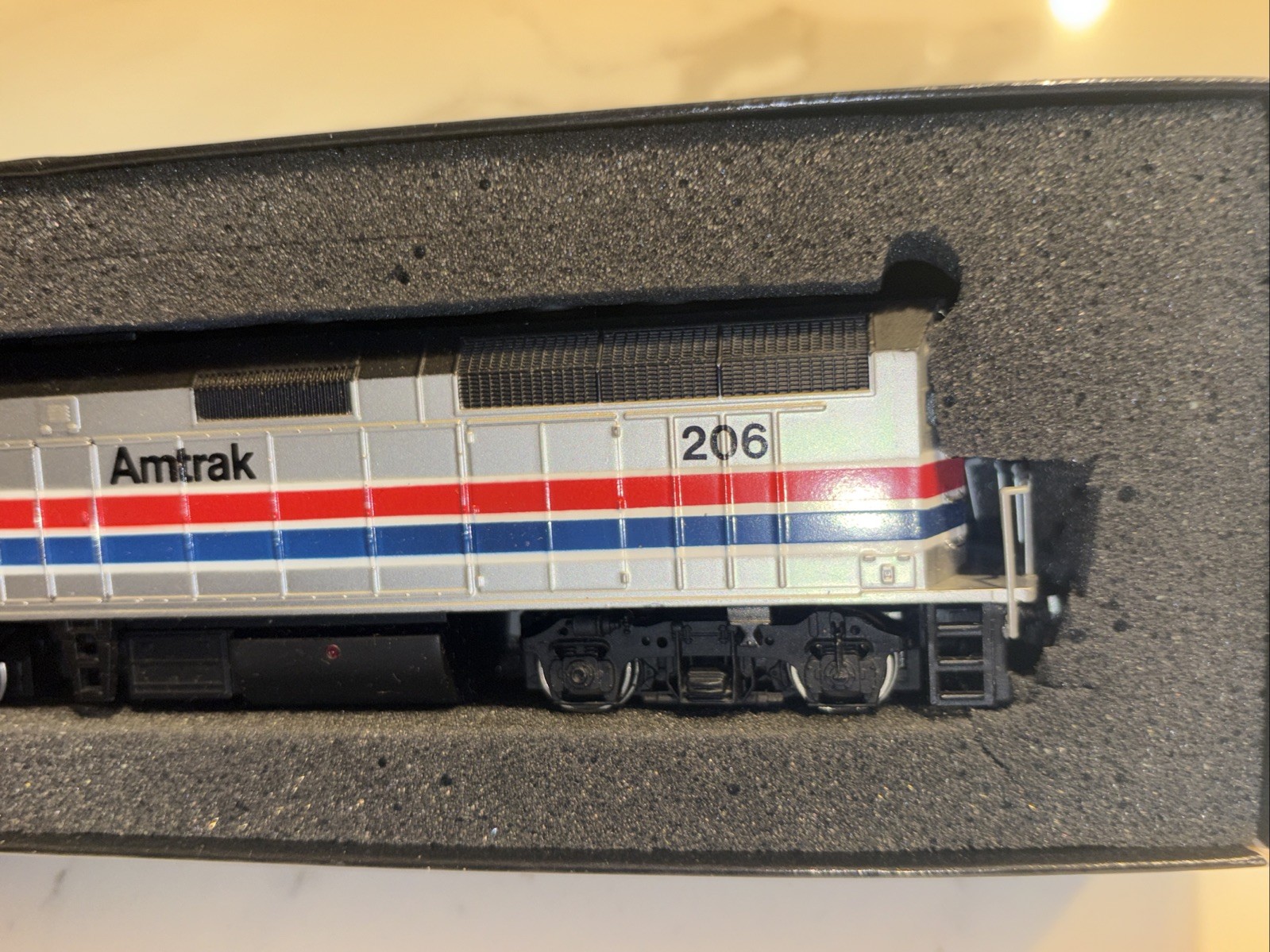 LI005 BACHMAN SPECTRUM 87017 train Ho Locomotive diesel EMD F40 PH Amtrak 227
