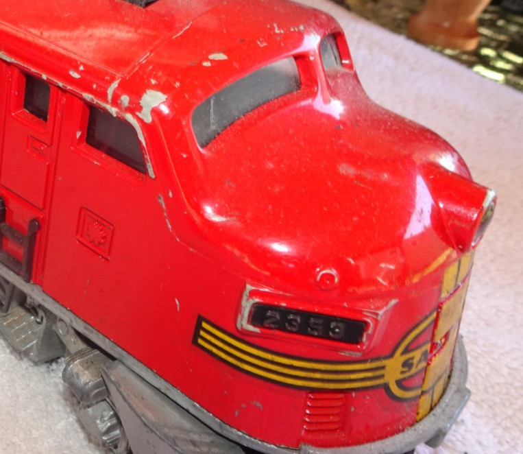 1950’s Lionel SANTA FE 2353 Diesel Locomotive & Dummy & B-Unit 3 Pieces O Gauge