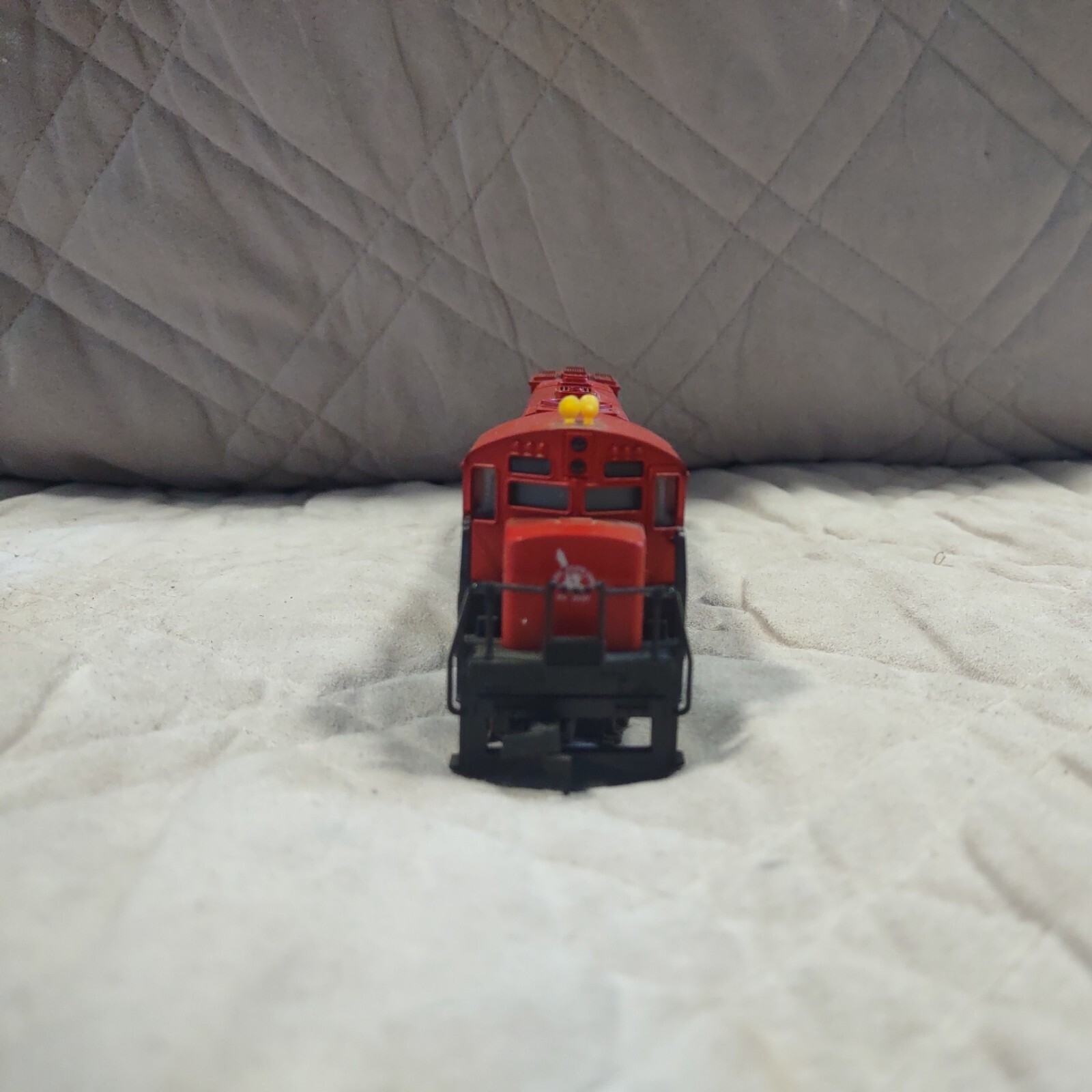 AHM HO #5015F ALCO CENTURY 424 CENTRAL OF NEW JERSEY ,#1540 Kay-be Toys + 2 Gift