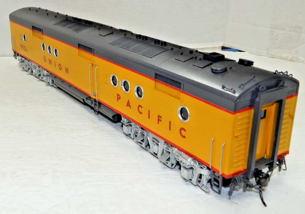Overland – O – Brass Union Pacific EMD E3 A+B Set Previously Owned Excellent