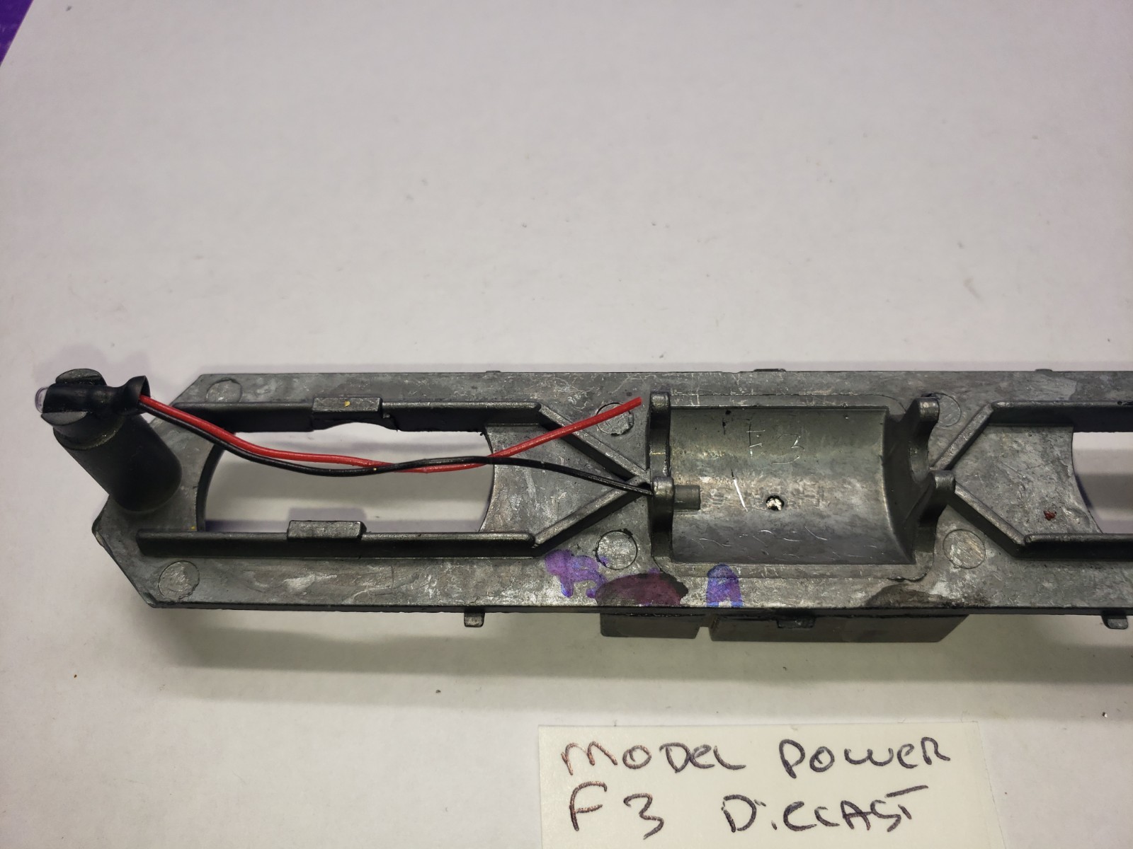 F3 DIECAST METAL CHASSIS LOCOMOTIVE HO SCALE MODEL POWER HO SCALE