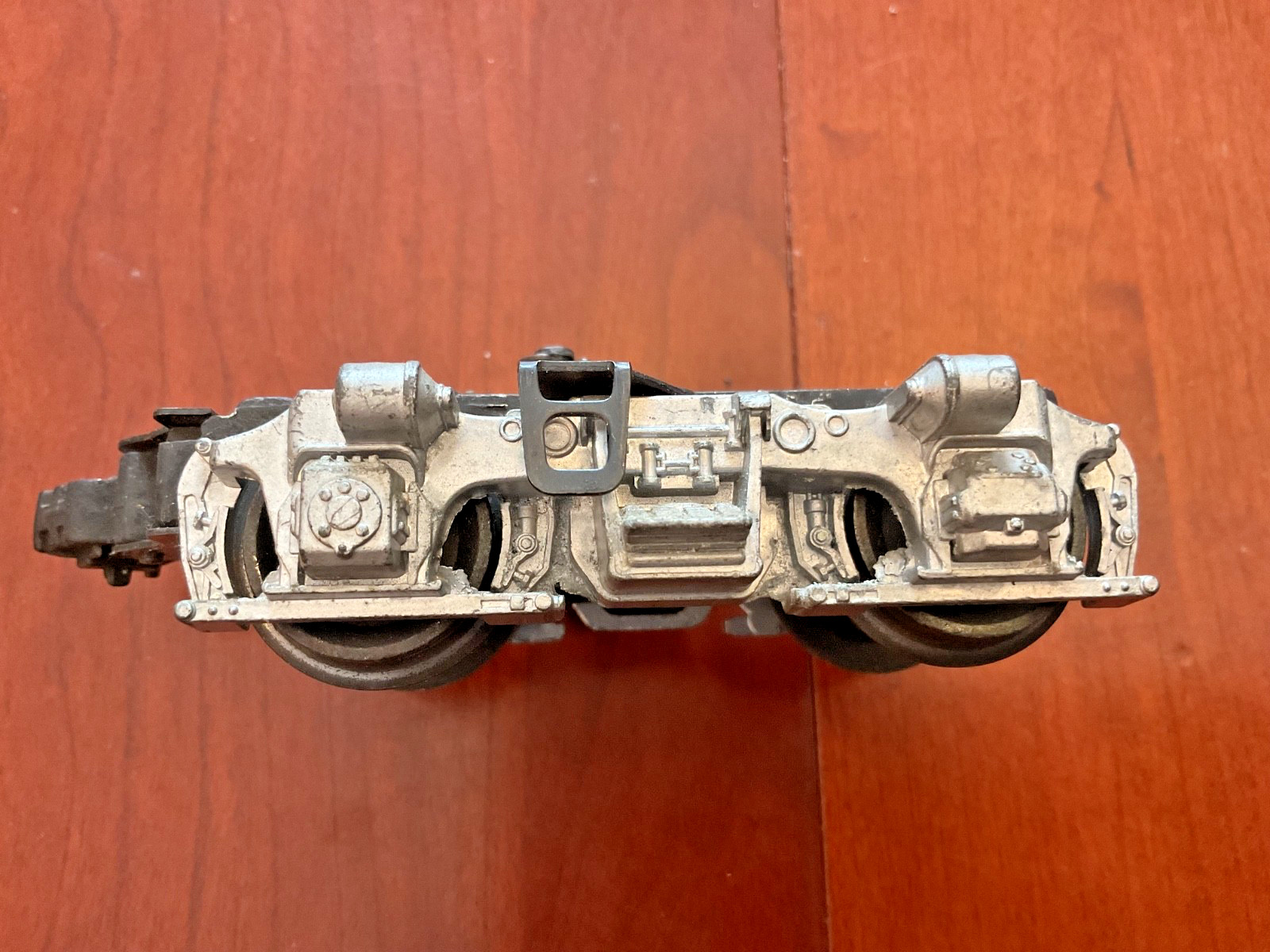 Vintage Original Lionel 2343 F3 Rear Dummy A unit truck silver side frames