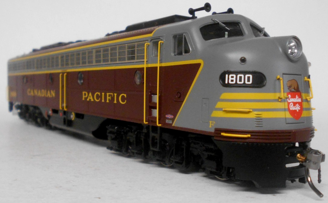 RAPIDO HO Scale E-8-A Early Scheme Silent DC Only #1800 CANADIAN PACIFIC