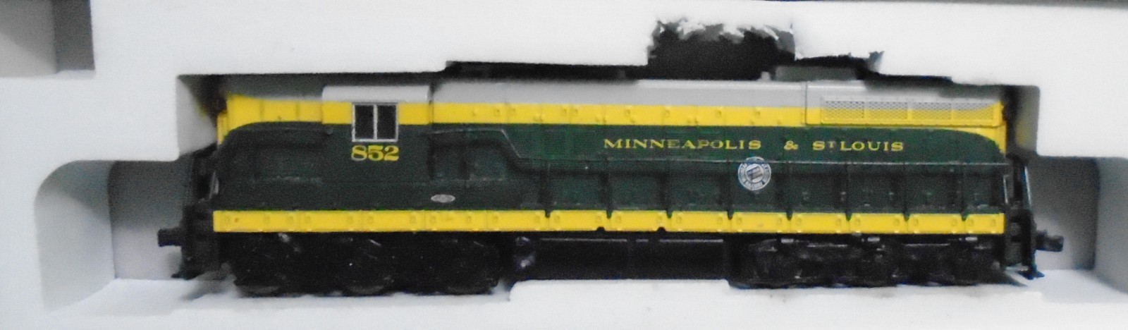 Atlas N scale – Minneapolis & St Louis SD-7 #852 – DC 40003668