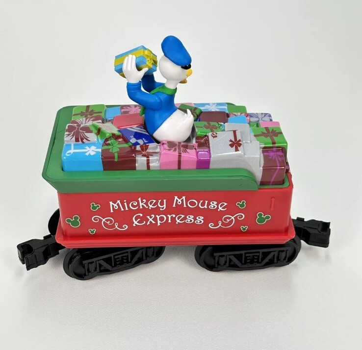 Lionel Ready to Play Disney Mickey Mouse Express Donald Duck Tender Car