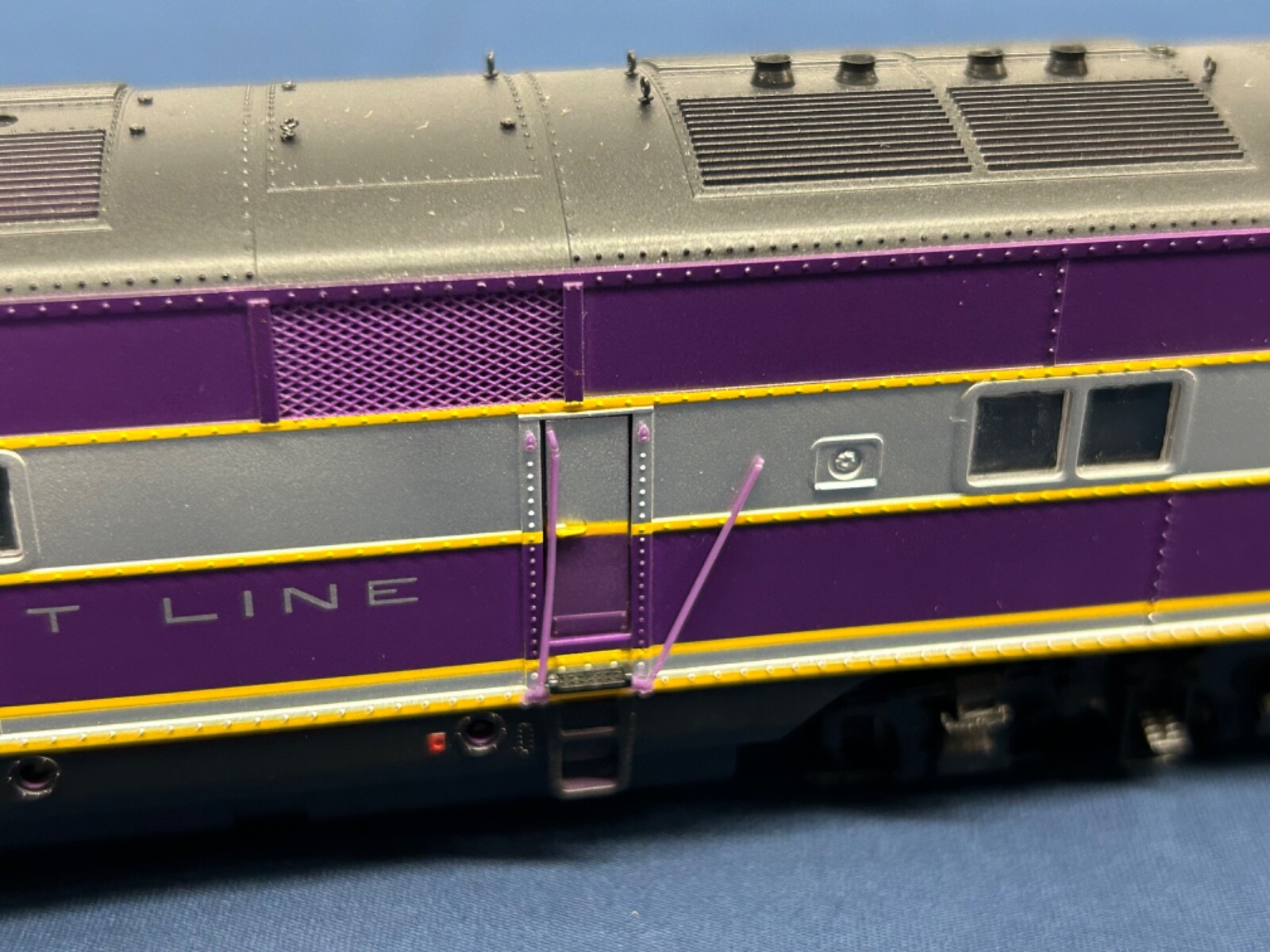Life-Like Proto 2000 Atlantic Coast Line #529 E7A Diesel Engine 21053 DC NO BOX