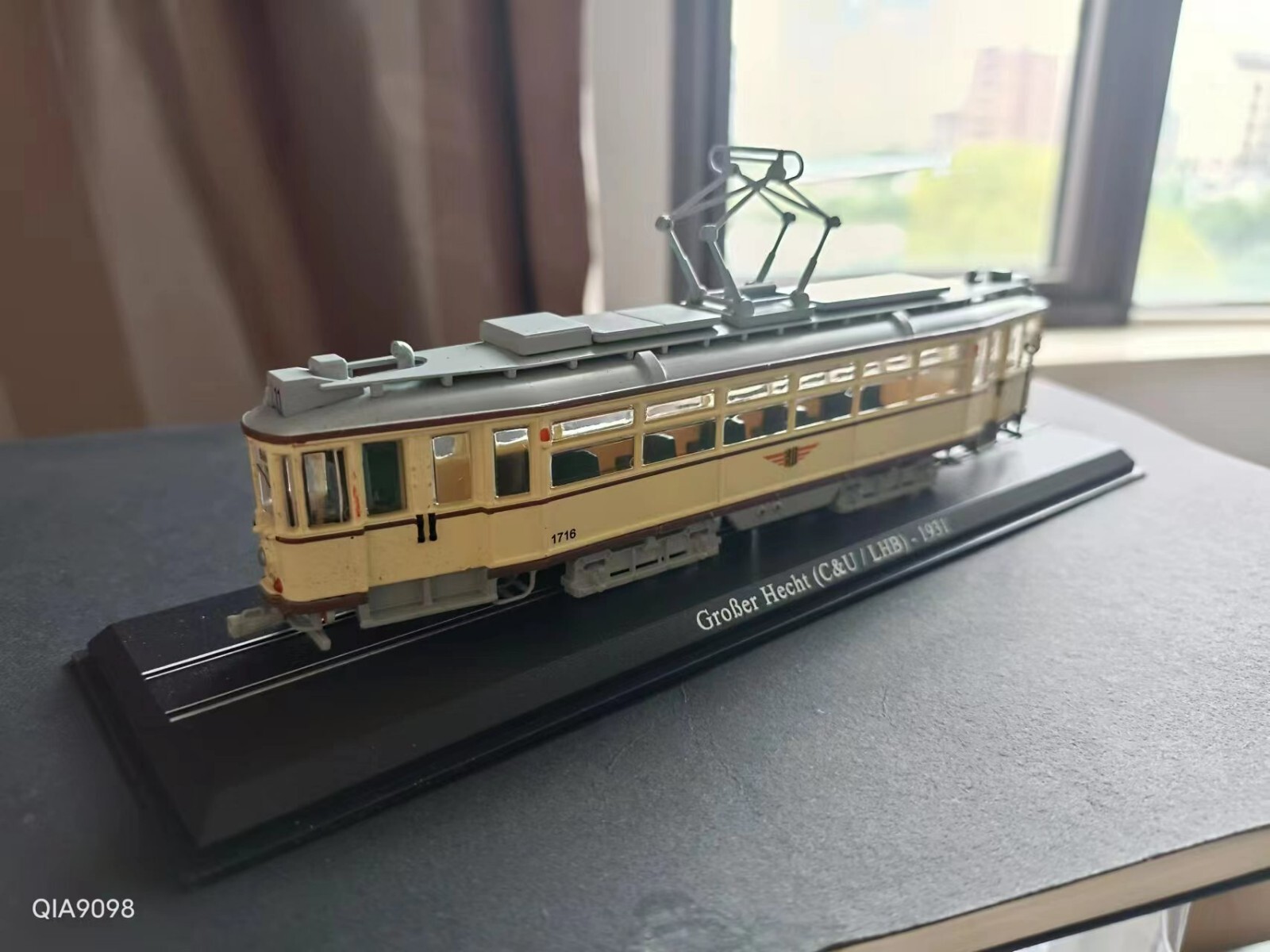 New 1/87 HO Scale GroBer Hecht (C&U / LHB) – 1931 Plastic Train Locomotive Model