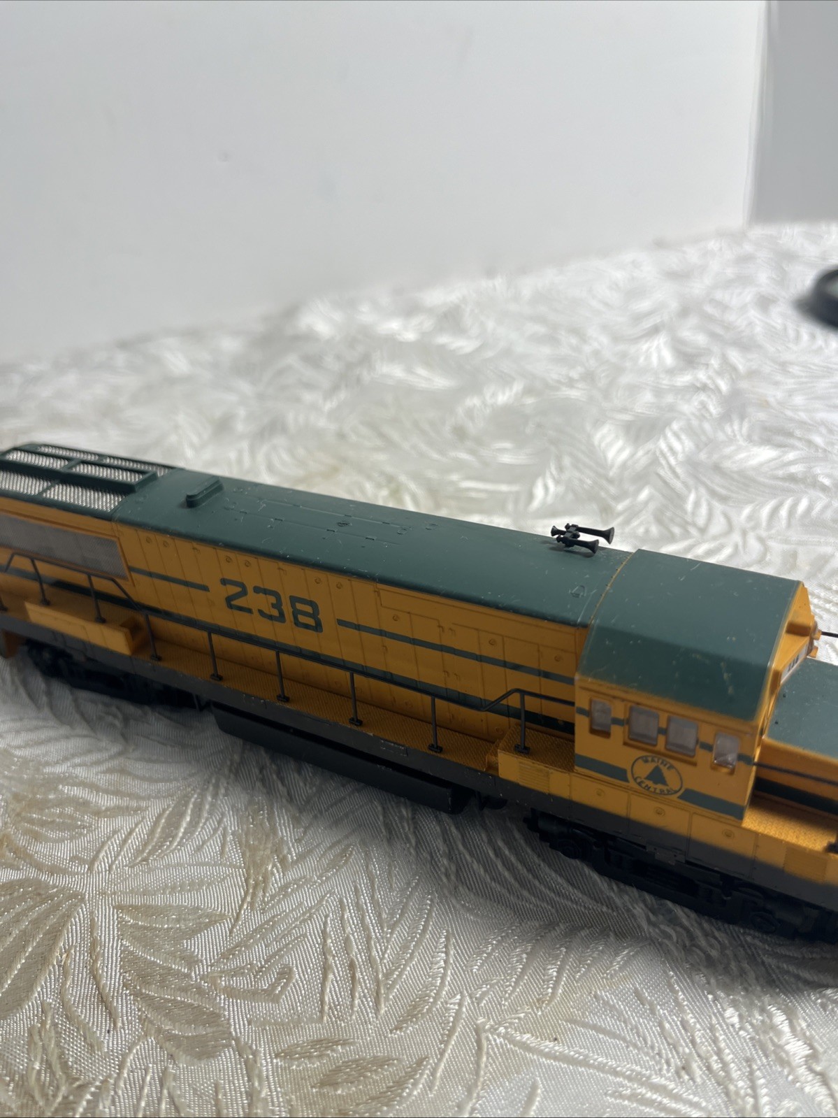 HO KATO Maine Central 238 Locomotive