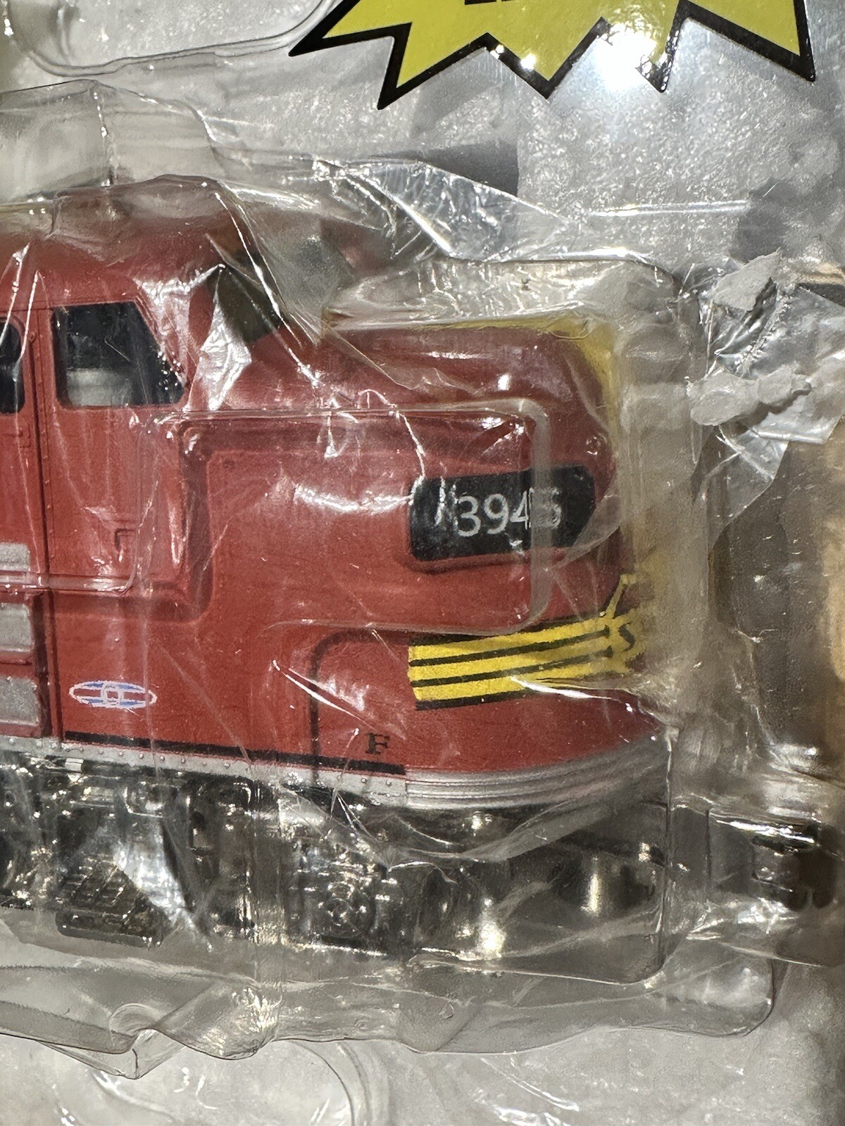 Menards O Scale F3 AA Santa Fe Diesel Set 1 Powered, 1 Dummy W/Remote Control