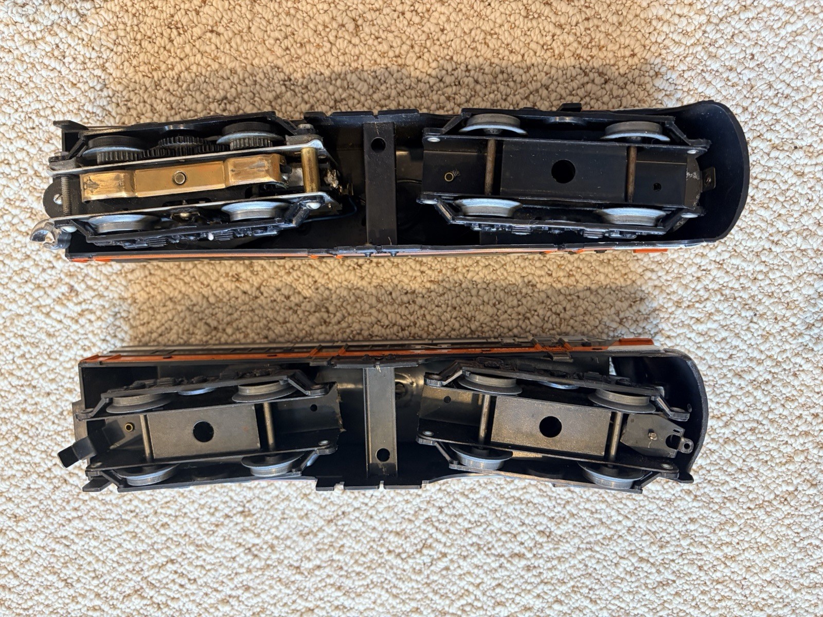 Vintage O Gauge New Haven NH F Unit A-B Diesel Locomotive Set #2002 Untested
