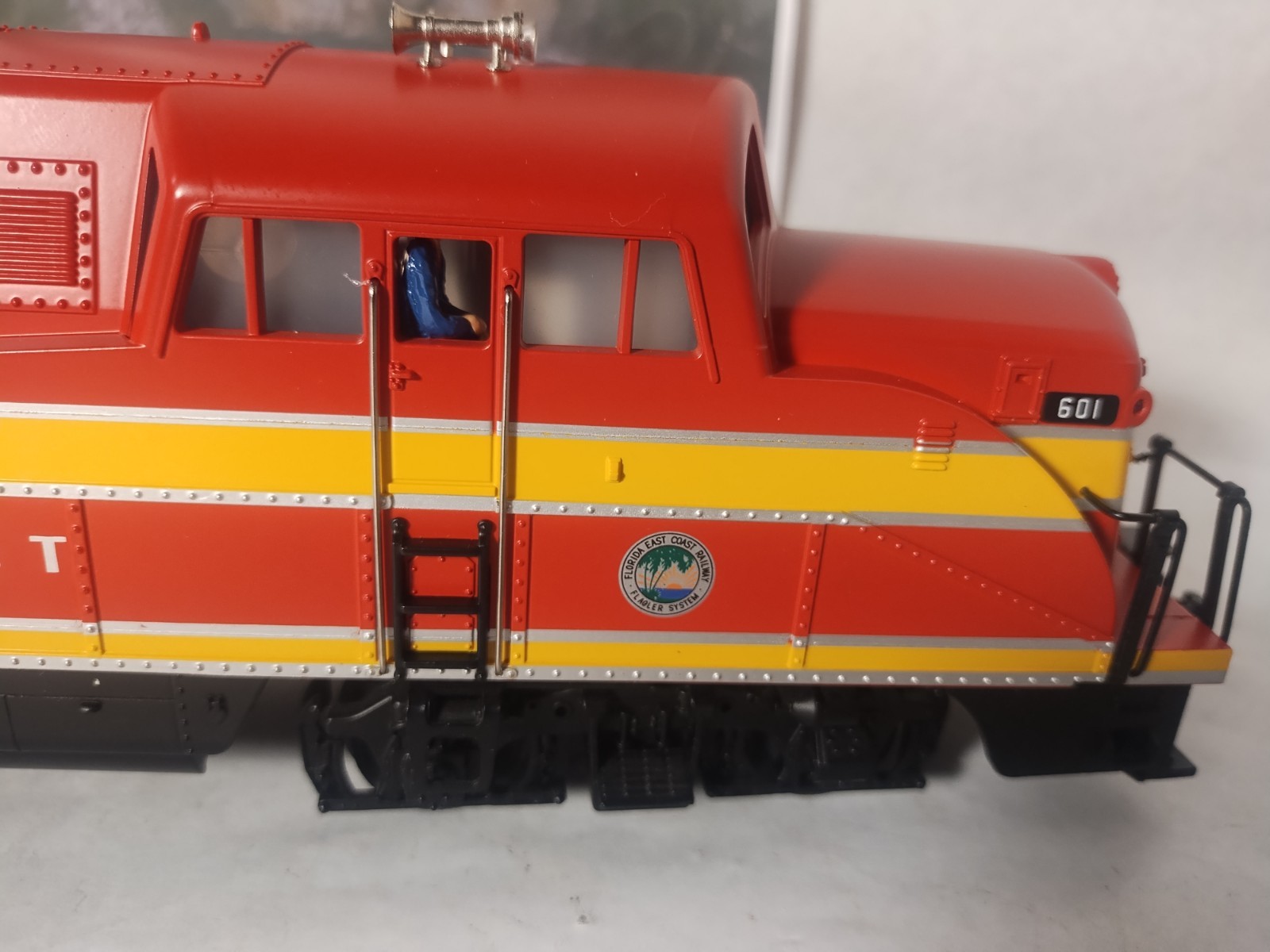 MTH Diesel Engine MT2130LP BL-2 Florida East Coast #601 O Gauge Used