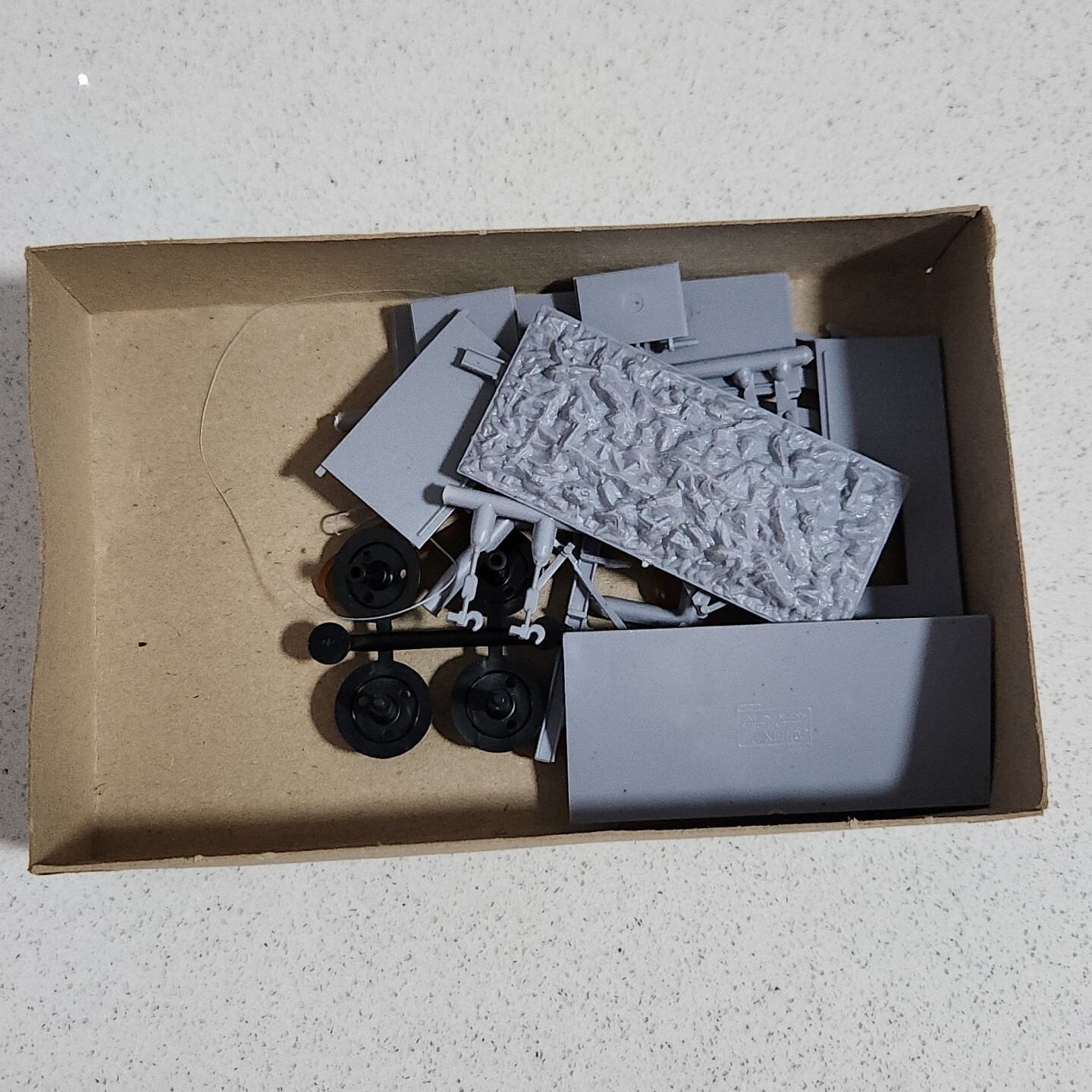 AIRFIX MINERAL WAGON OO SCALE CONSTRUCTION KIT TRAIN Vintage Locomotive