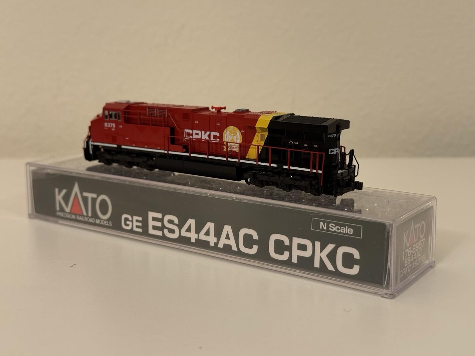 CPKC #9375 GE ES44AC Kato 176-8957 N Scale DCC Fitted Canadian Pacific