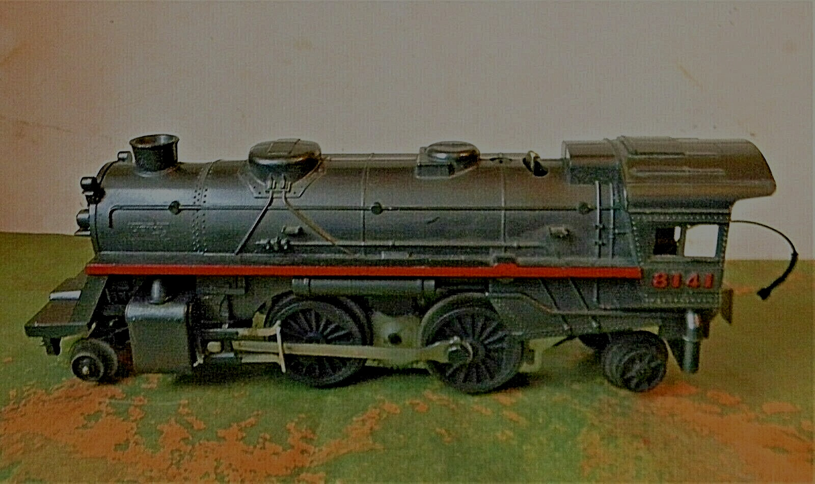 Lionel AC 2-4-2 Locomotive ~ PENNSYLVANIA ~ Light, Sound & Smoke Rd# 8141 – O