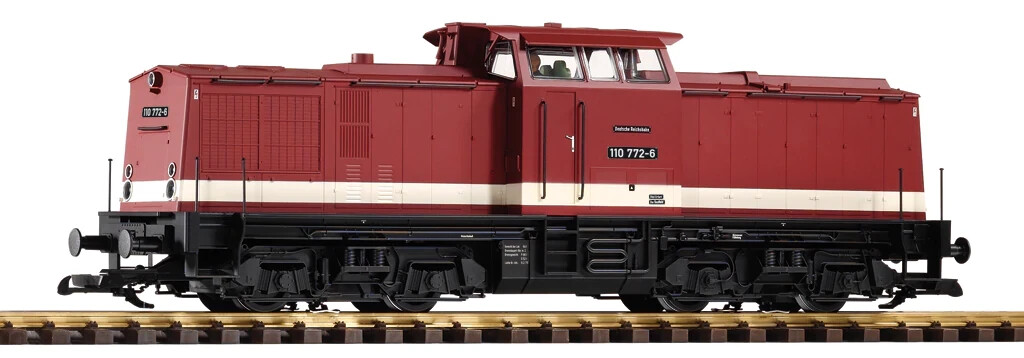 PIKO G-Scale ~ DR (Deutsche Reichsbahn) BR 110 Diesel Locomotive ~ 37568