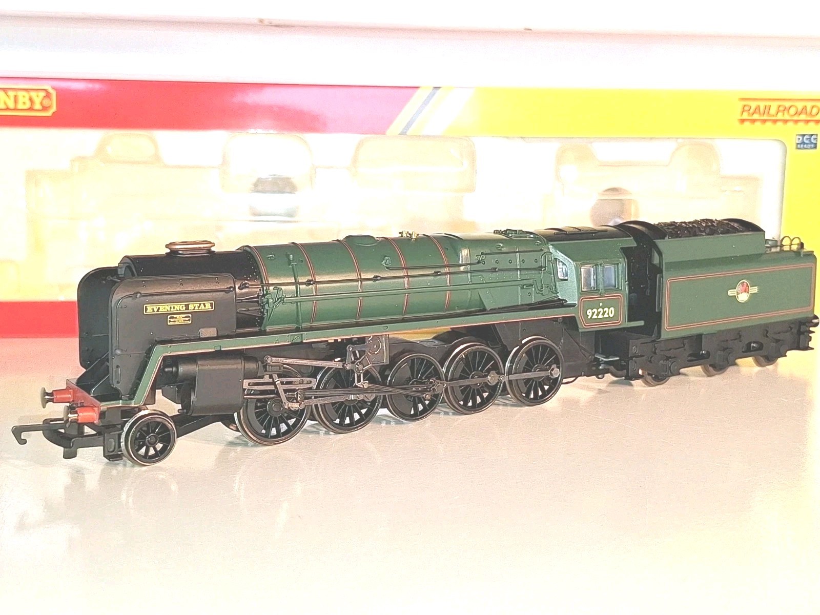 Hornby R2785 DCC Ready BR 9F Loco #92220. New Old Stock. Mint Cond. Boxed. OO