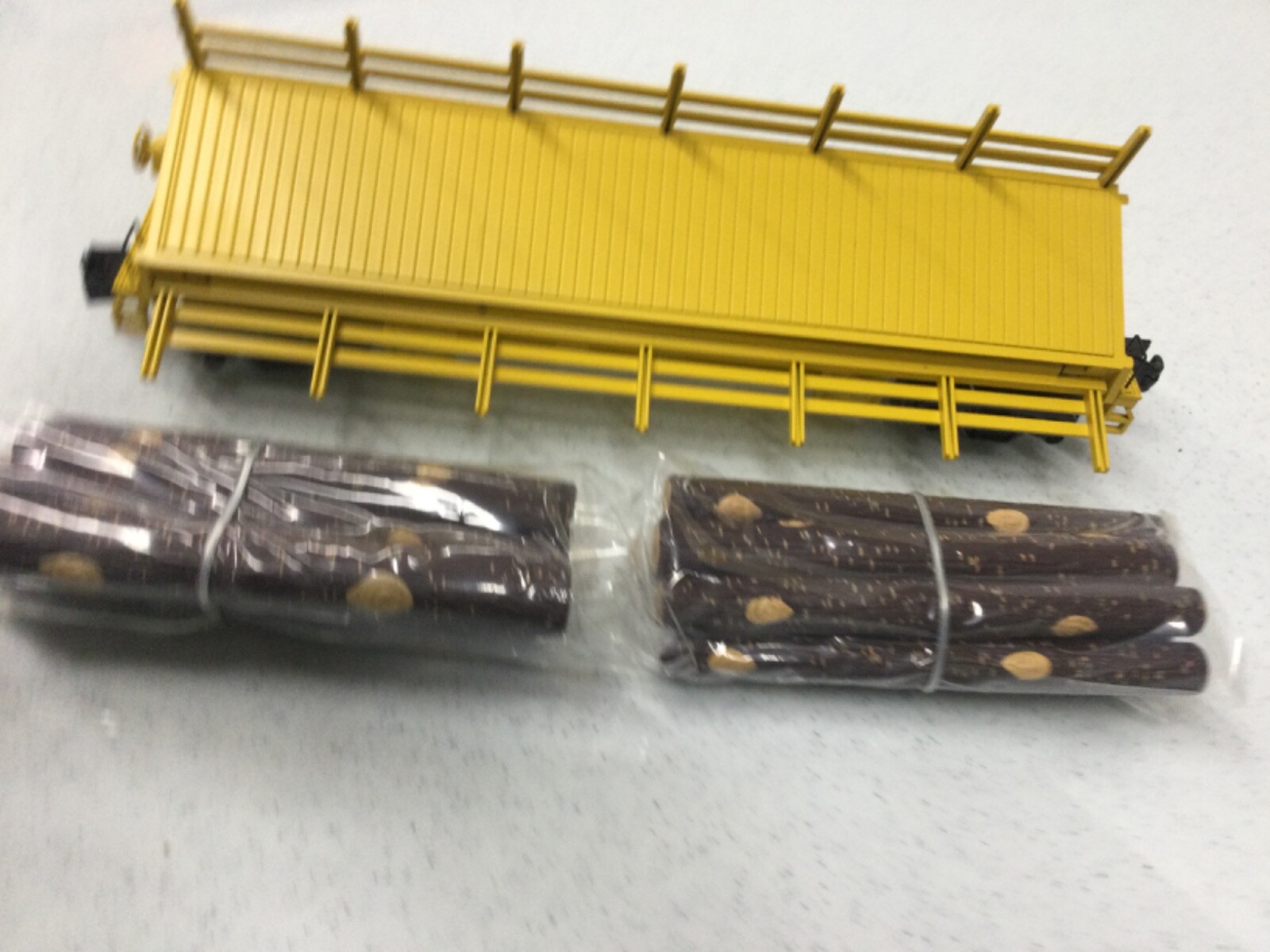 Atlas #3001161 Alaska R.R. Operating Log Dump Car 3 Rail NEW O Scale