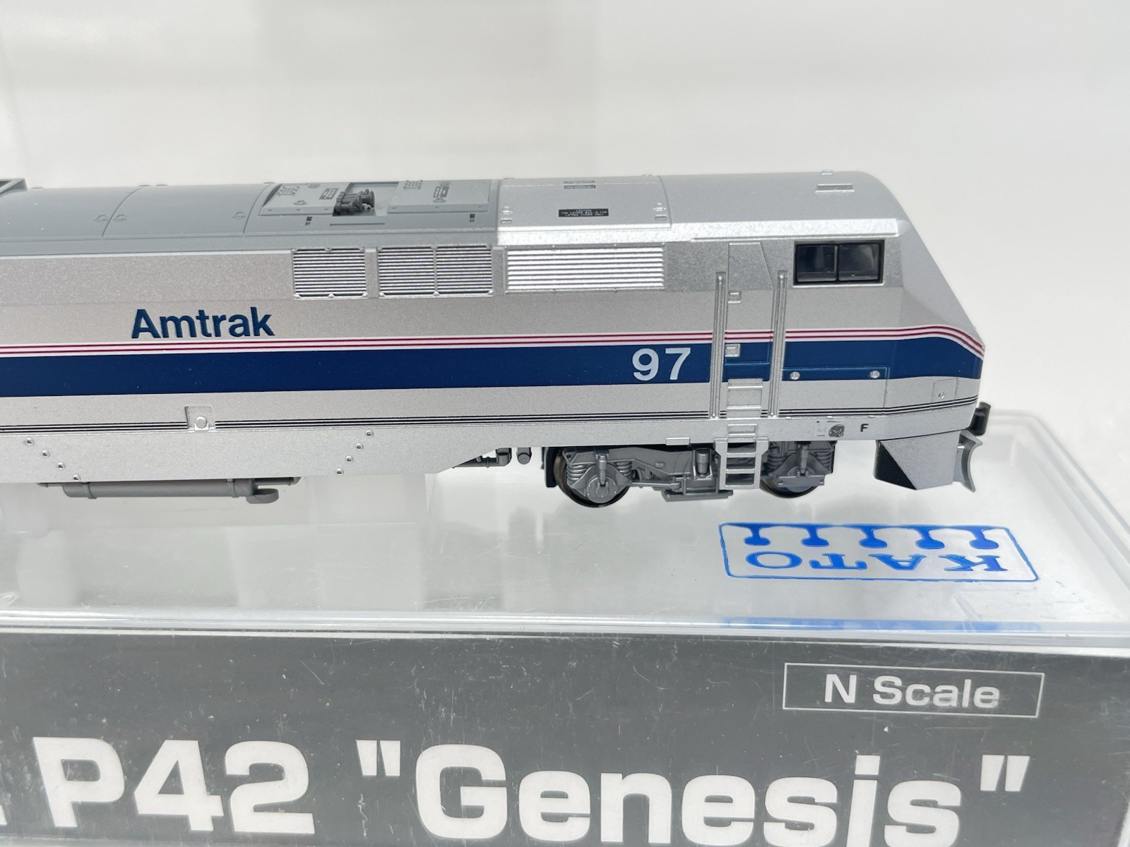 Kato N Scale GE P42 Genesis Amtrak Phase IV 176-6002 #97 Unused