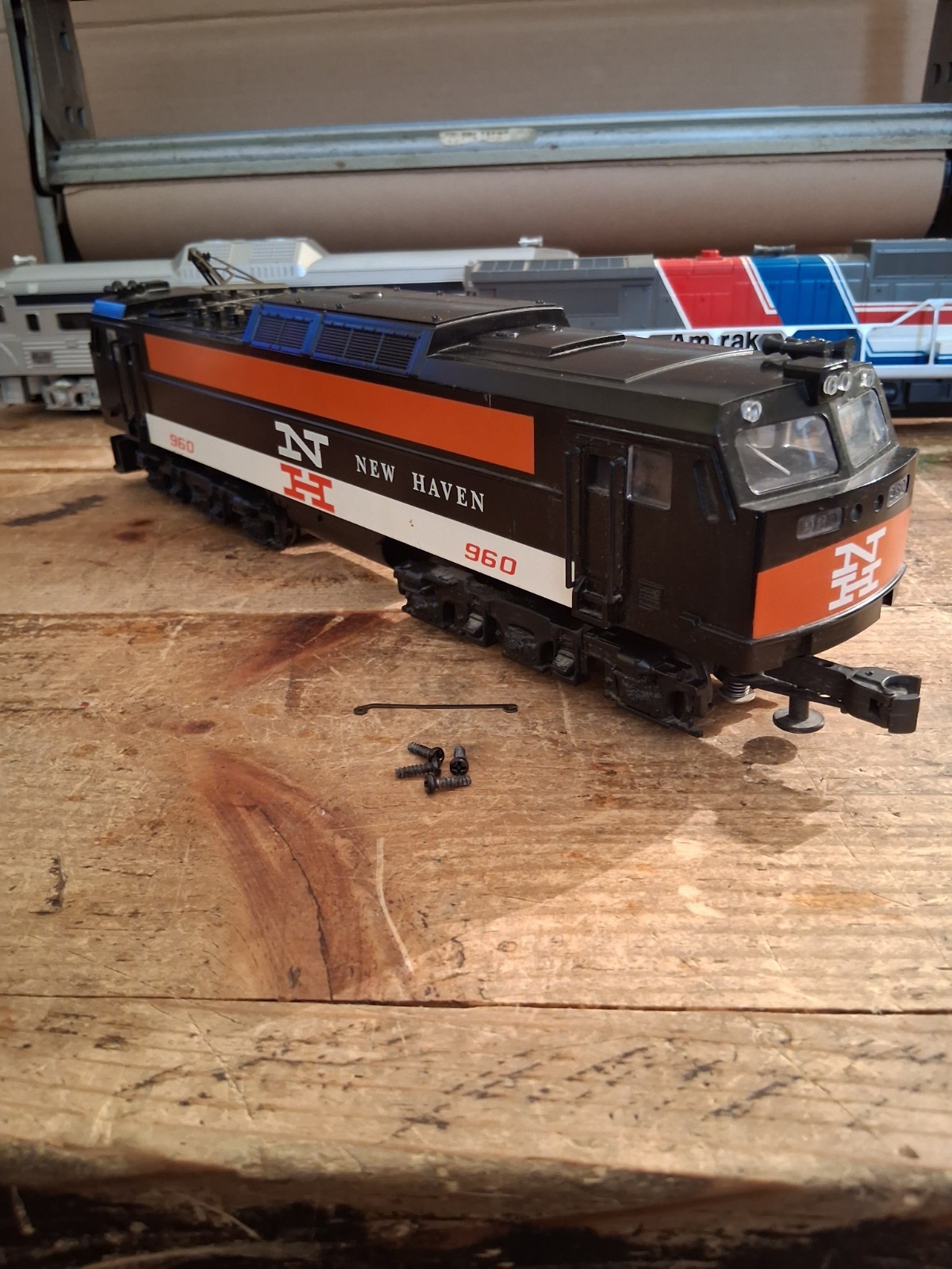 Williams E60-501 O New Haven E60 Electric Locomotive w/Horn. Cab #960 WORKS