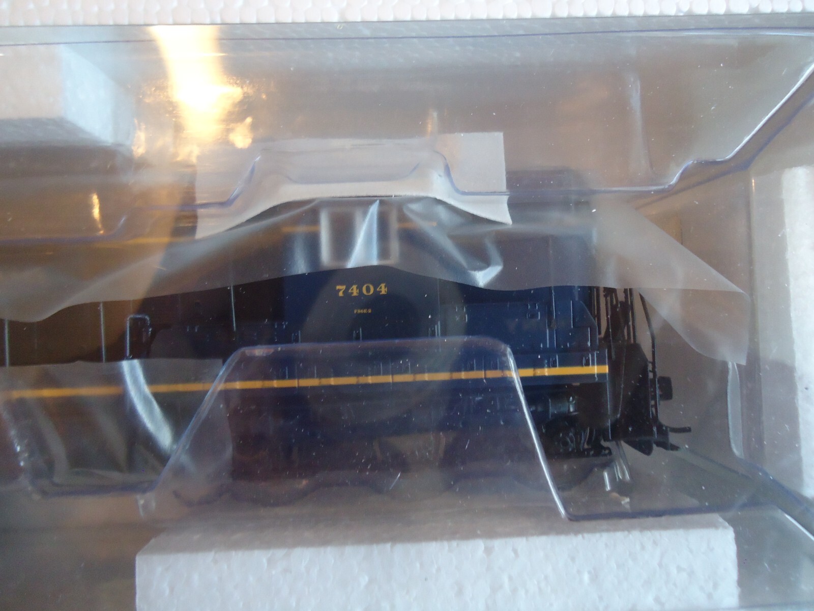 Walthers HO Scale Proto Baltimore & Ohio EMD SD7 Locomotive #7404