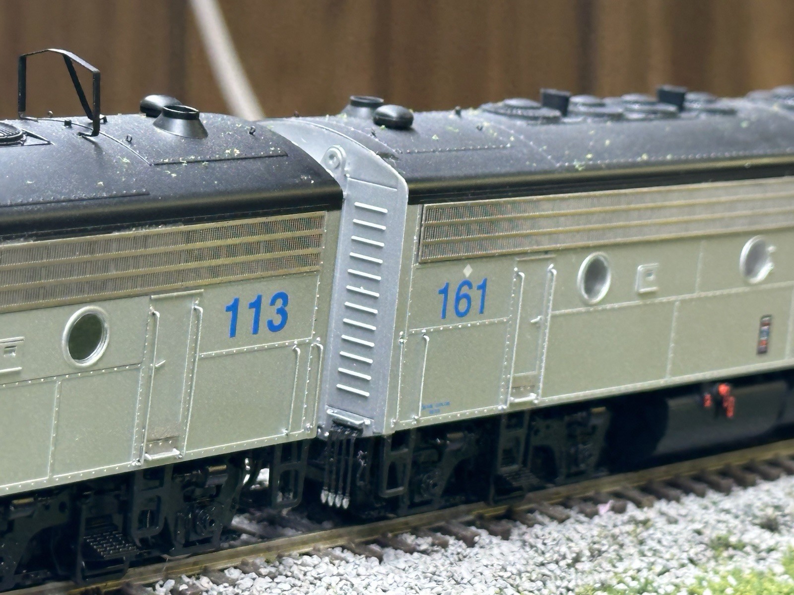 Athearn Genesis G22580 HO Amtrak EMD FP7A/F7B Diesel Loco DC #113A/#161B RARE