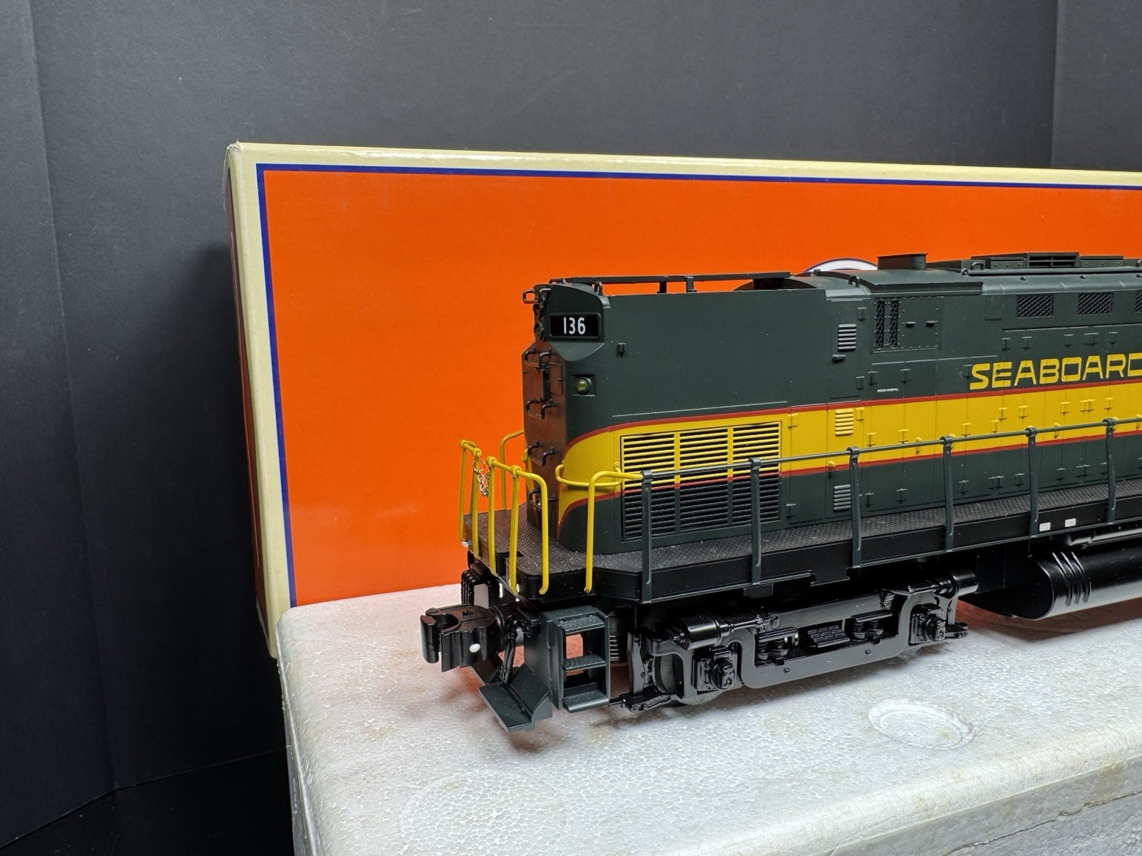Lionel 6-28219 TMCC Seaboard Alco C-420 diesel engine #136 LNIB