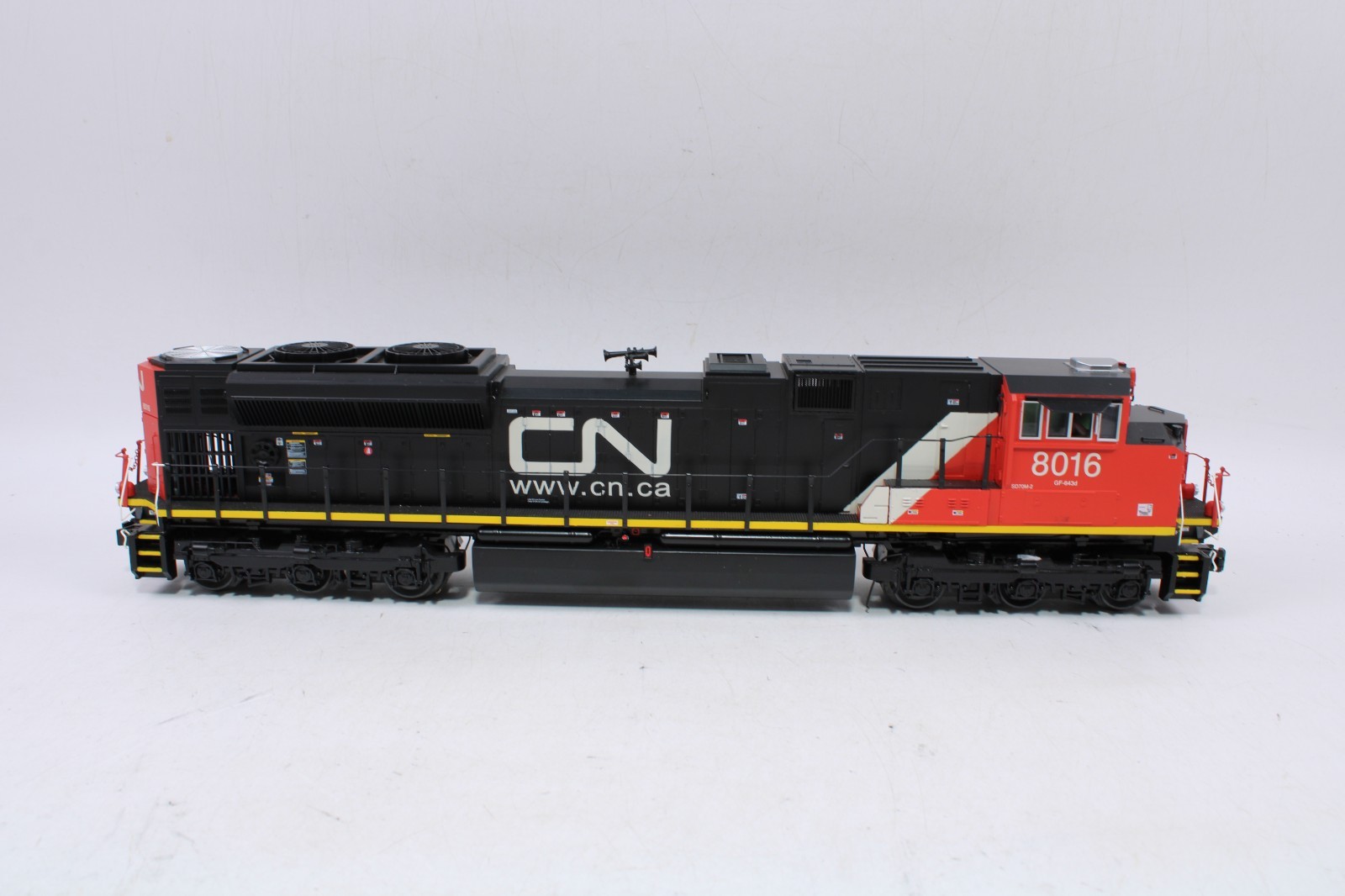 MTH 20-20523-1 O Gauge SD70ACe Diesel Engine Canadian National #8016 PS3
