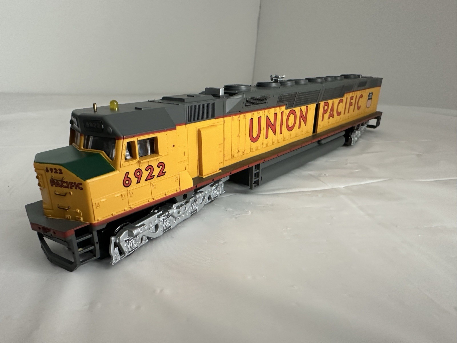 Bachmann Spectrum 81303 HO Scale EMD DD40Ax Union Pacific #6922 NIB