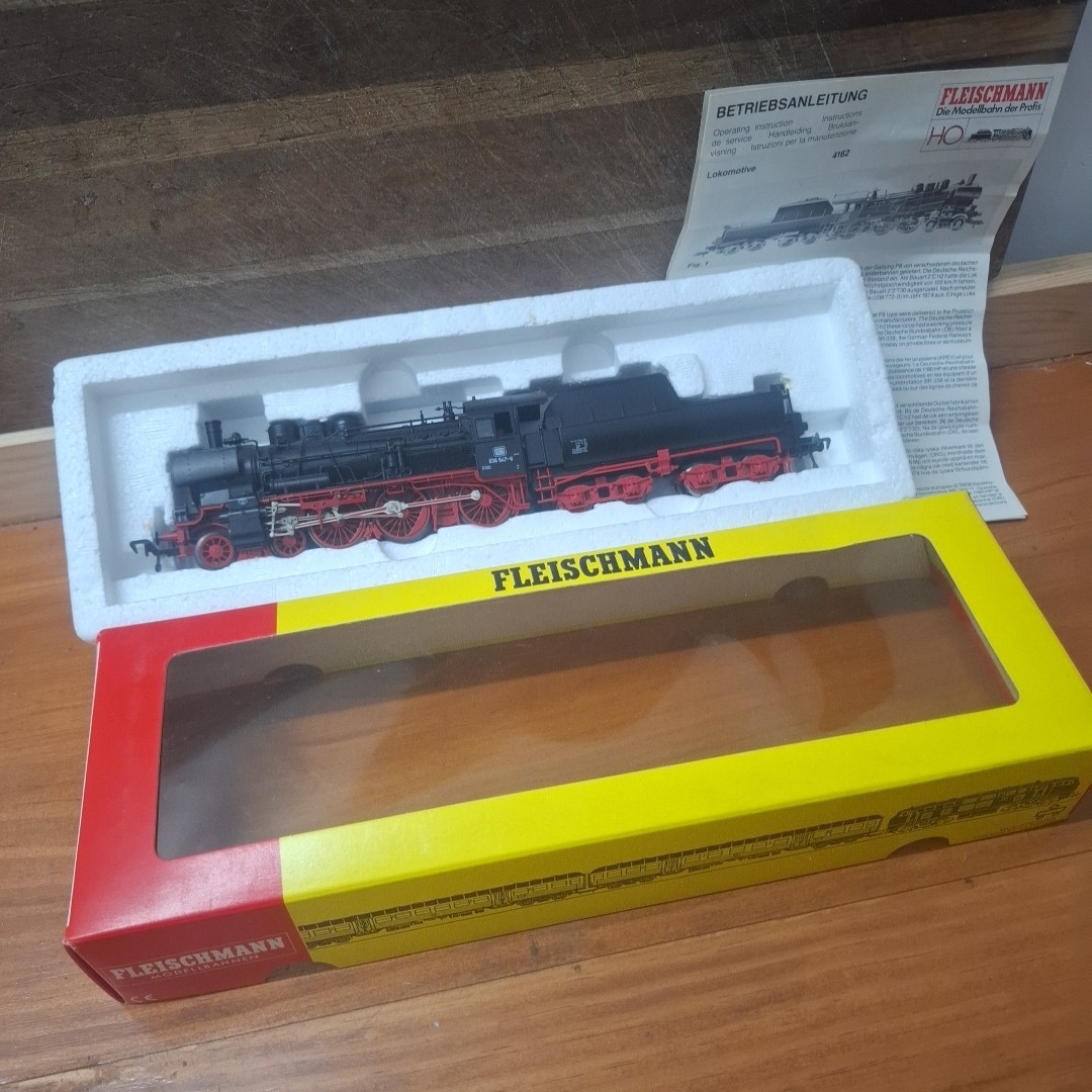 Fleischmann 4162 Steam Locomotive BR 038 547-6 DB DC H0 Mint! In Box