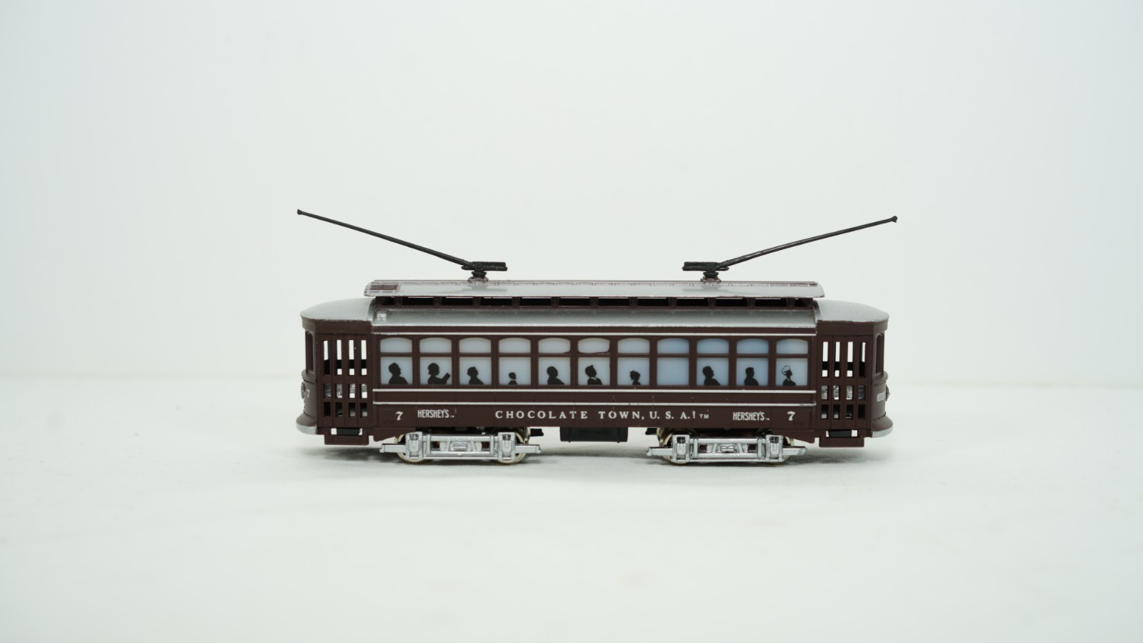Bachmann HO Scale Hershey Brill Trolley #7 & #9 Item 61037 61039 NEW W14