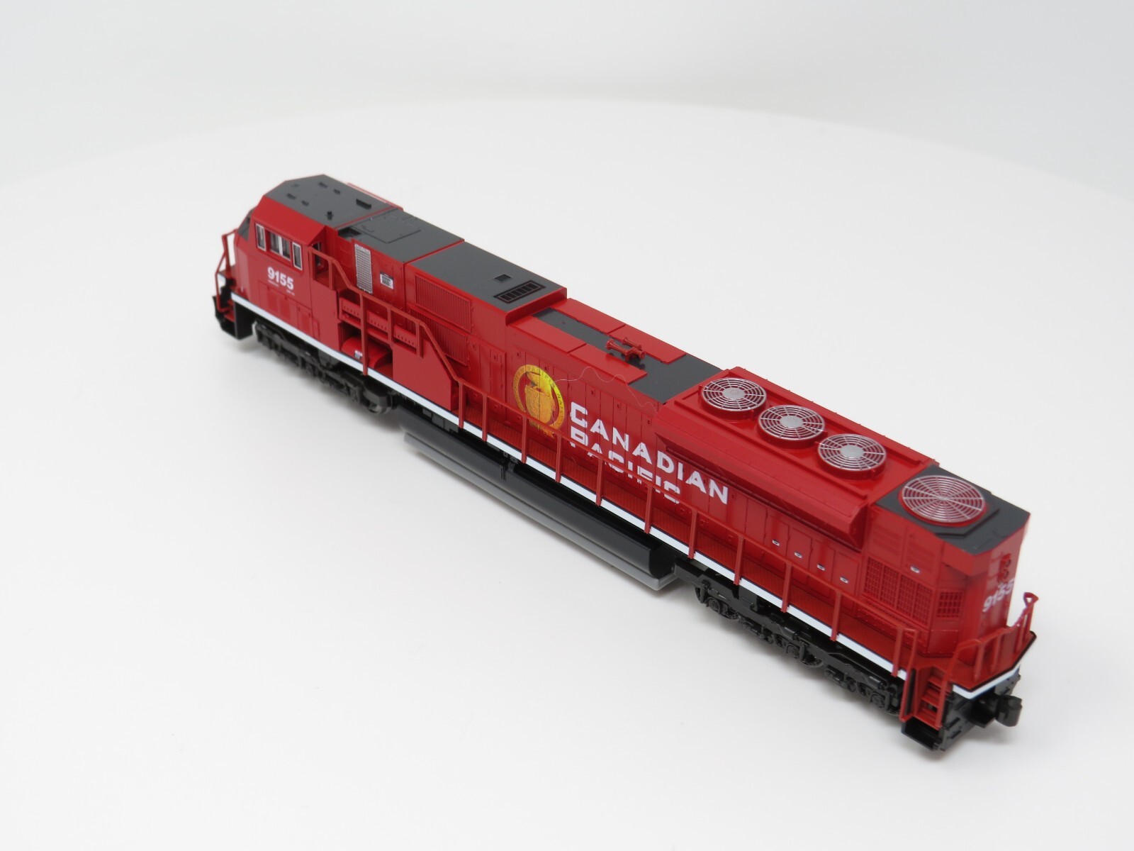 Kato N 176-5627-DCC Canadian Pacific EMD SD90/43MAC Diesel Locomotive Train