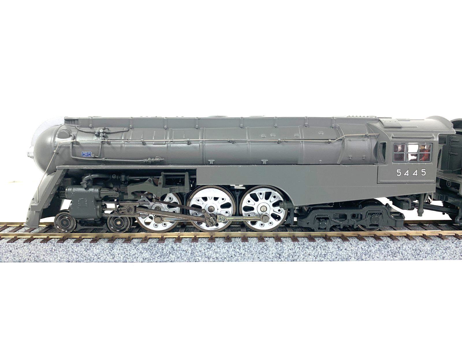 HO MTH 80-3246-1 New York Central Dreyfuss Hudson Loco 4-6-4 #5445 -Proto 3.0