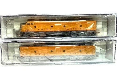 N Scale Walthers#920-34104 E8 A&B Units UP # 930 & 930B, Yellow