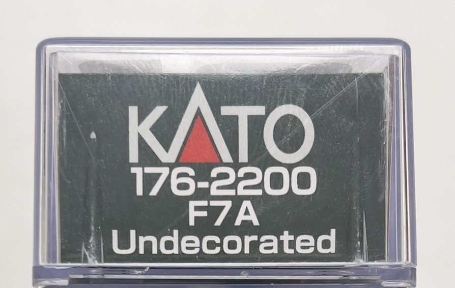 Kato N Scale EMD F7A Freight Undecorated #176-2200 Diesel Locomotive DCC Ready
