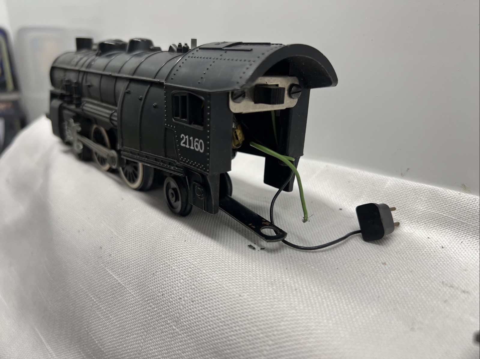 American Flyer #21160 Steam Locomotive & Tender Untested