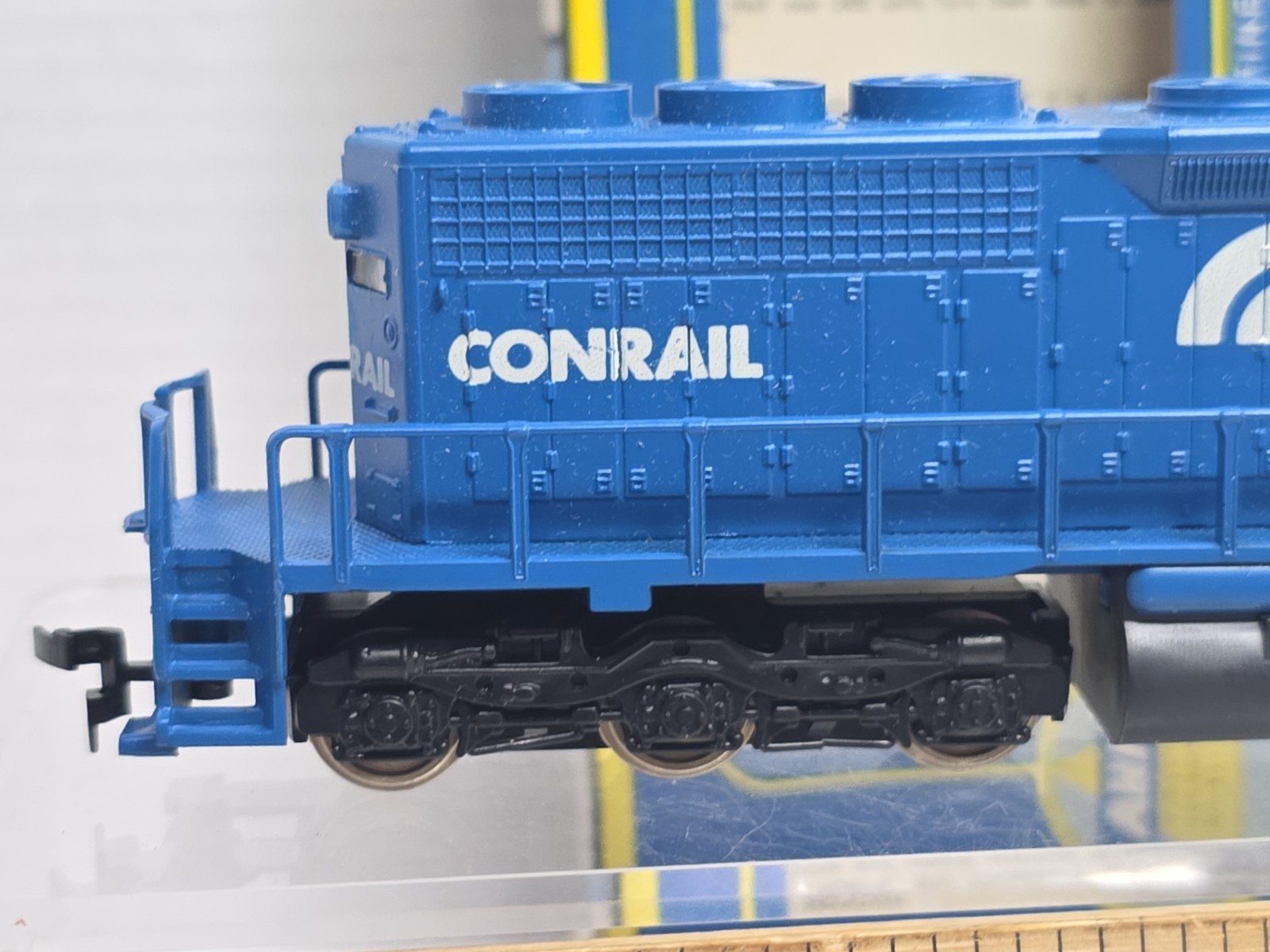 AHM HO Scale 5030-03 Conrail 6297 EMD SD-40 Diesel Loco Runs As Is Read Des
