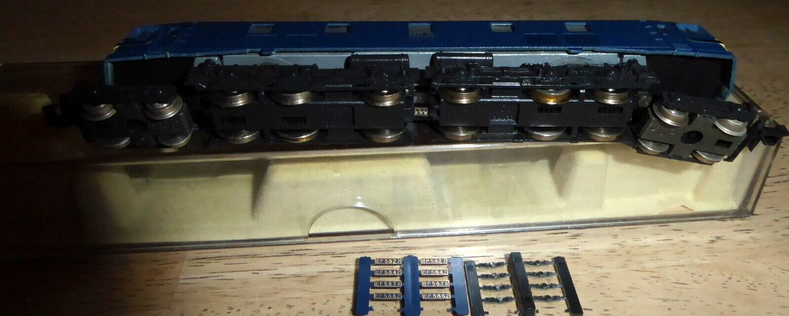 Kato 306 N Scale Electric Locomotive EF 58, 10-Axle Japan JNR Neuwertig In OVP