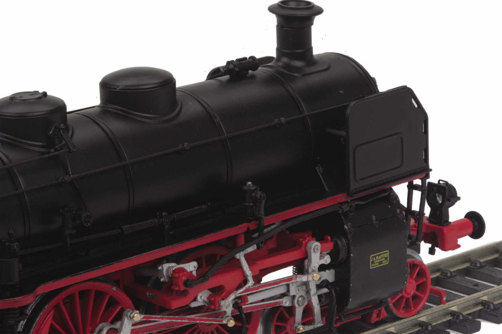 HO MTH Die-Cast Class 18.4 3 Rail AC Steam Engine w/DCC, Sound, Smoke 80-3217-5