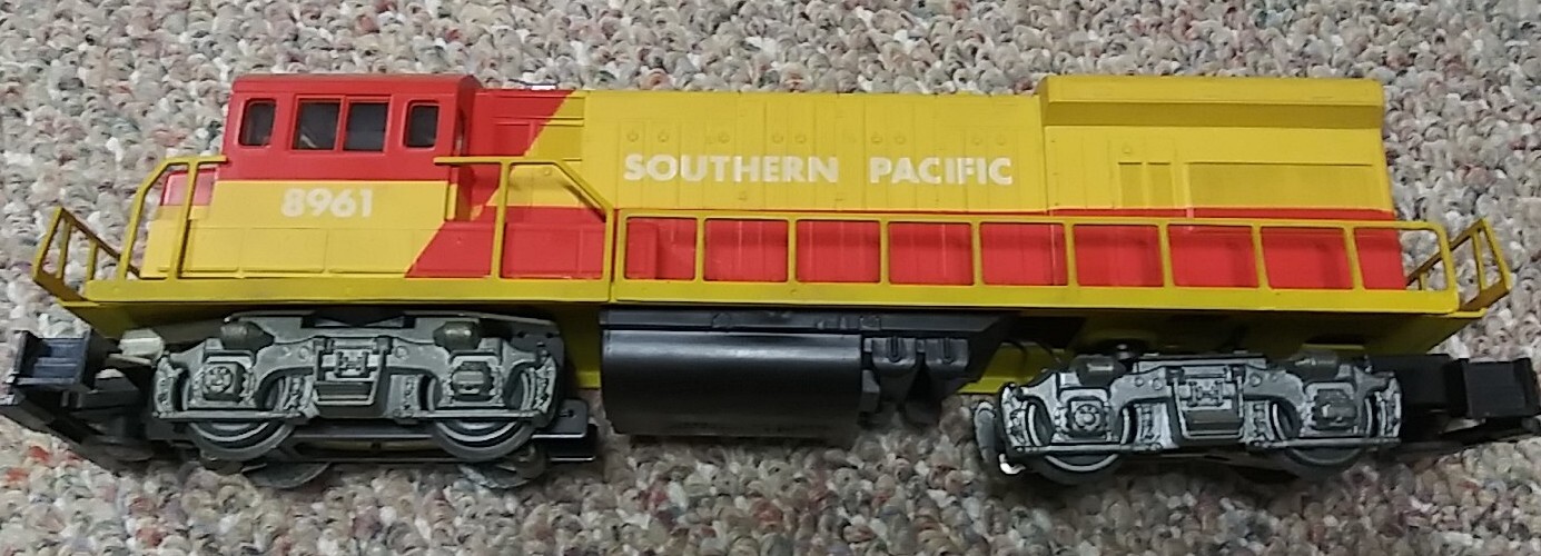 LIONEL #8961 SOUTHERN PACIFIC U36C DIESEL DUMMY UNIT – 1979 – IN BOX