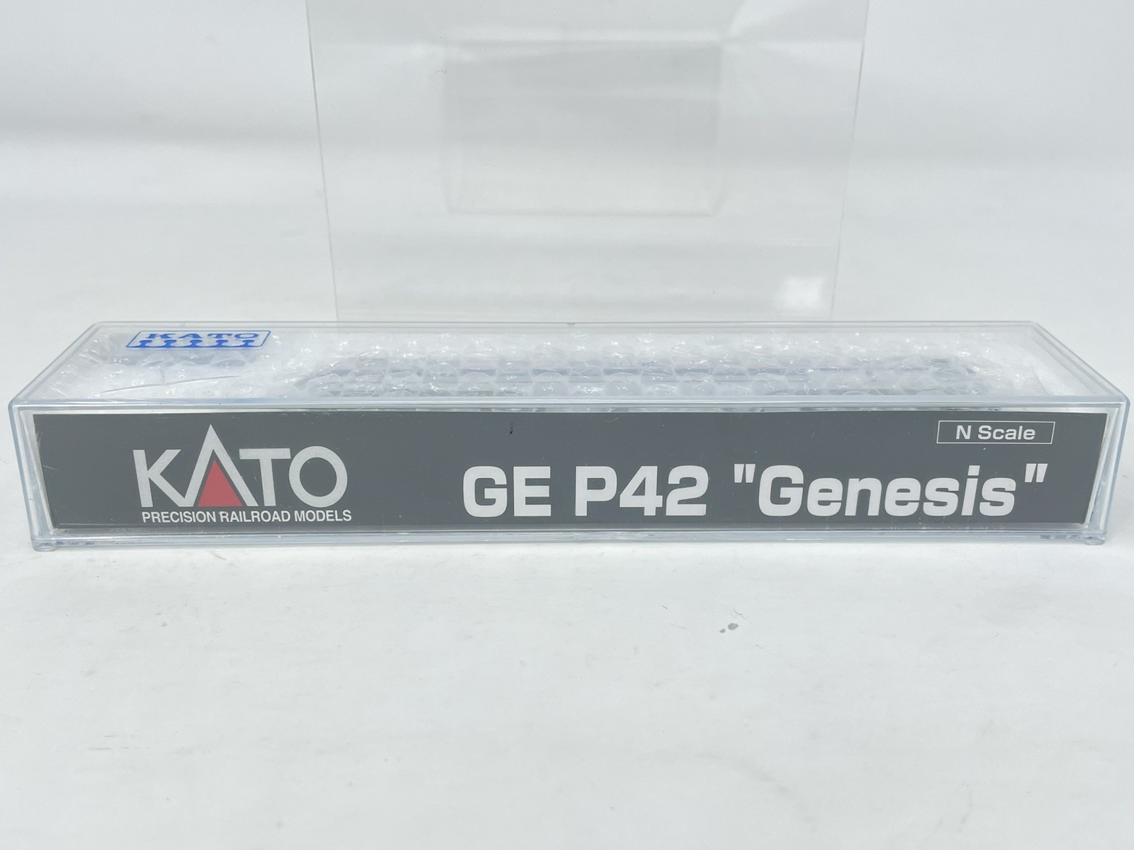 Kato N Scale GE P42 Genesis Amtrak Phase IV 176-6002 #97 Unused