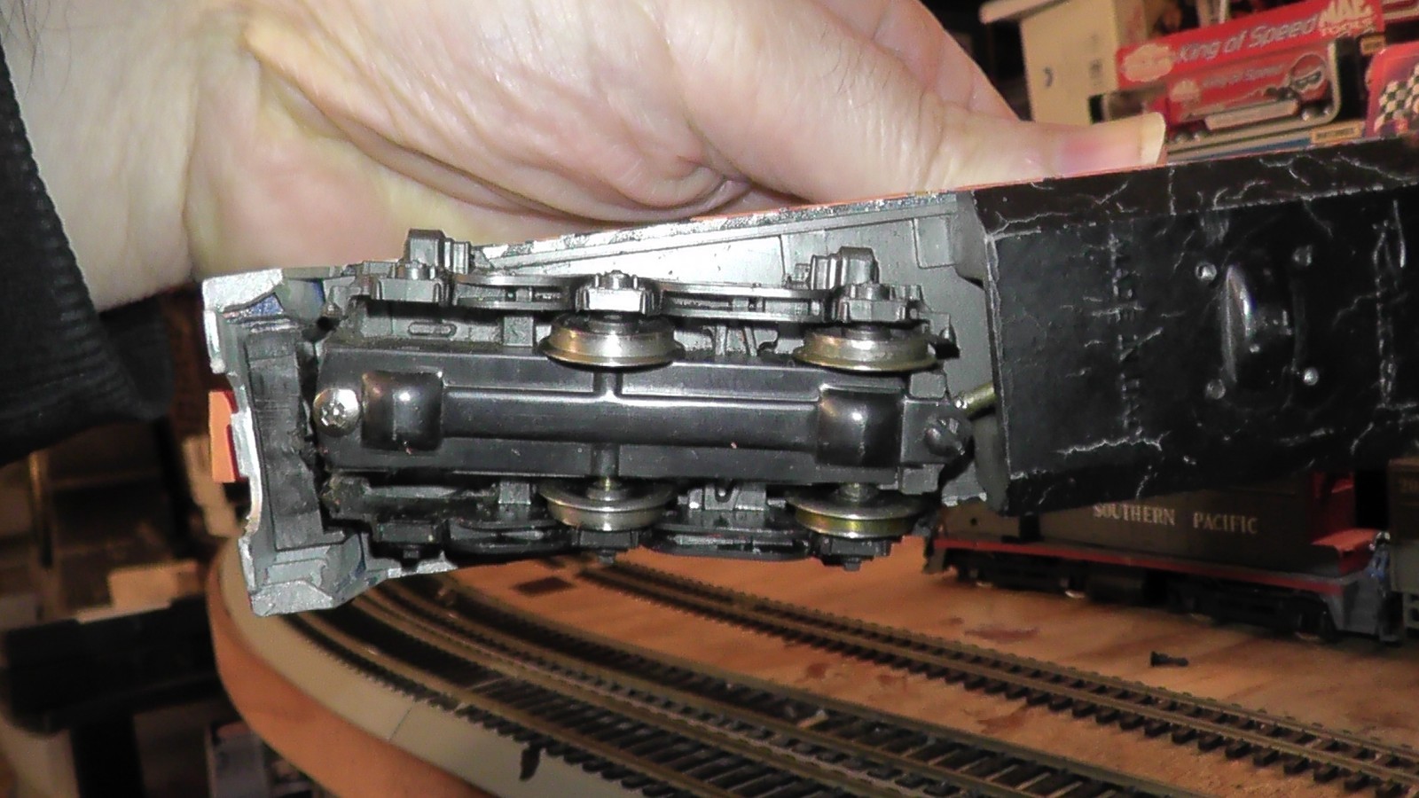 ho western pacific rivarossi diesel locomotive runs on track