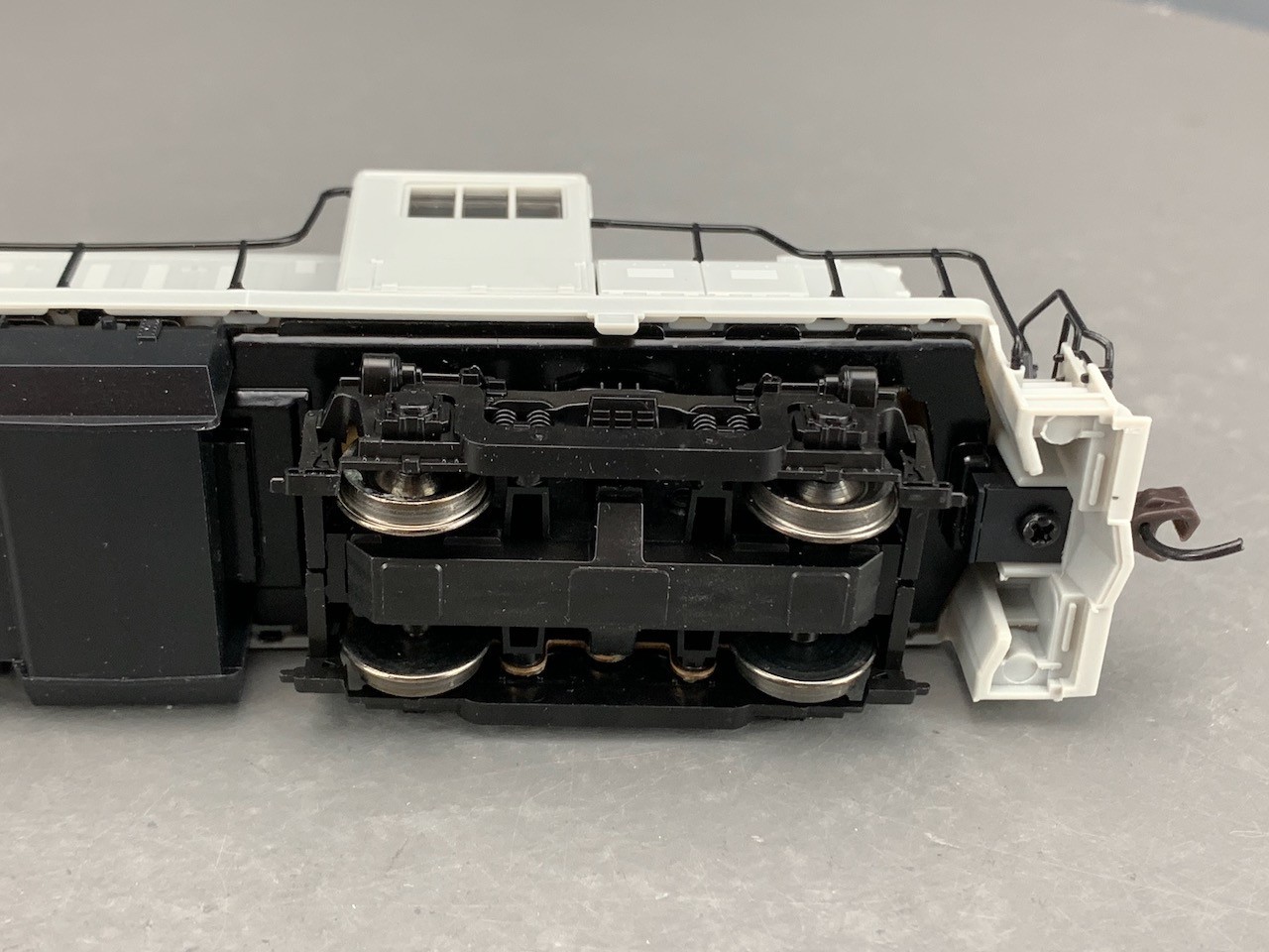 HO Atlas Classic 8450 Alco RS-3 Diesel Locomotive Powered Undecorated NIB HO8375